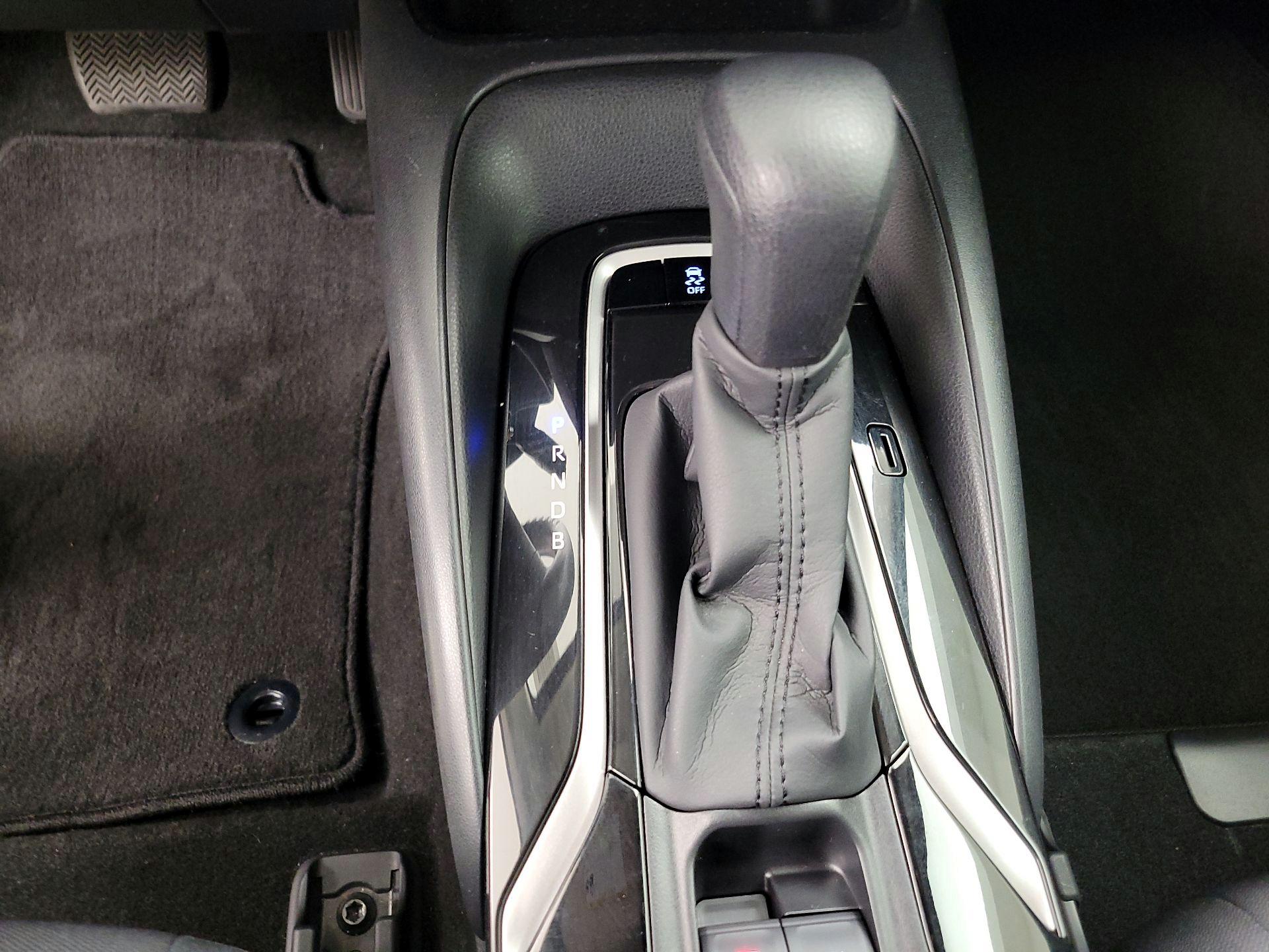 Thumbnail: 2021 Toyota Corolla - 17