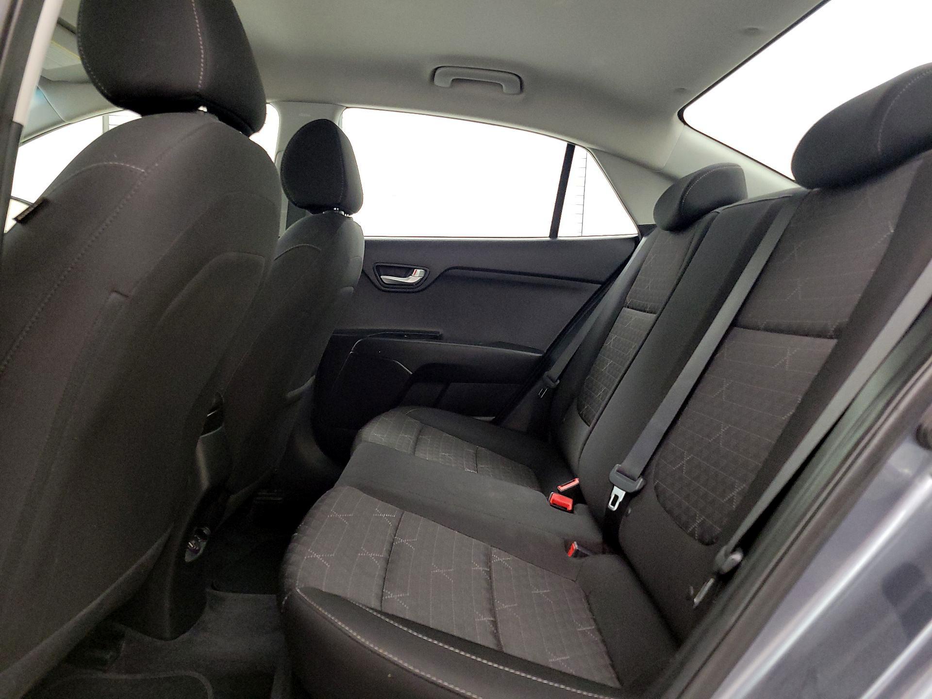 Thumbnail: 2020 Kia Rio - 19