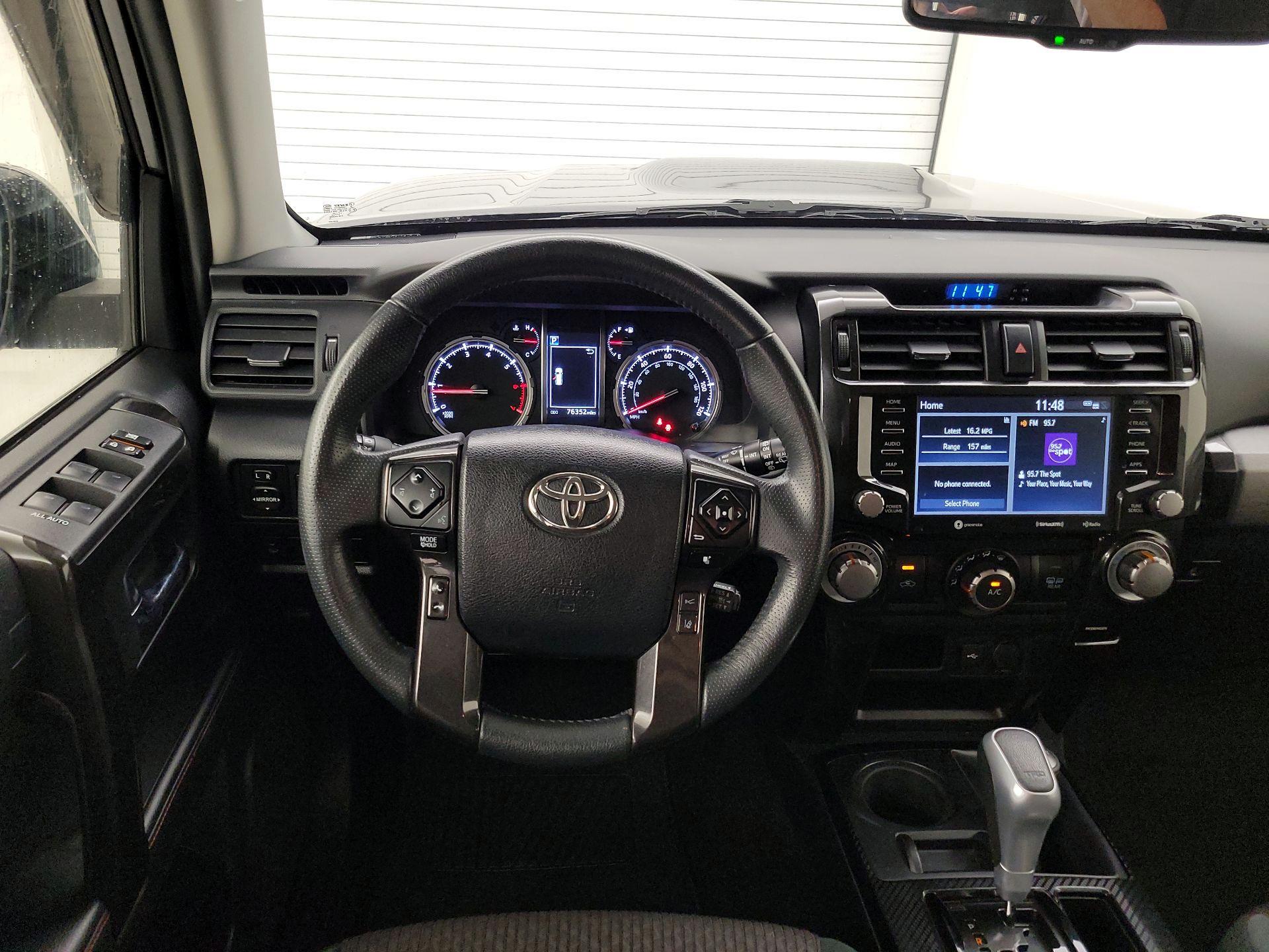 Thumbnail: 2021 Toyota 4Runner - 10