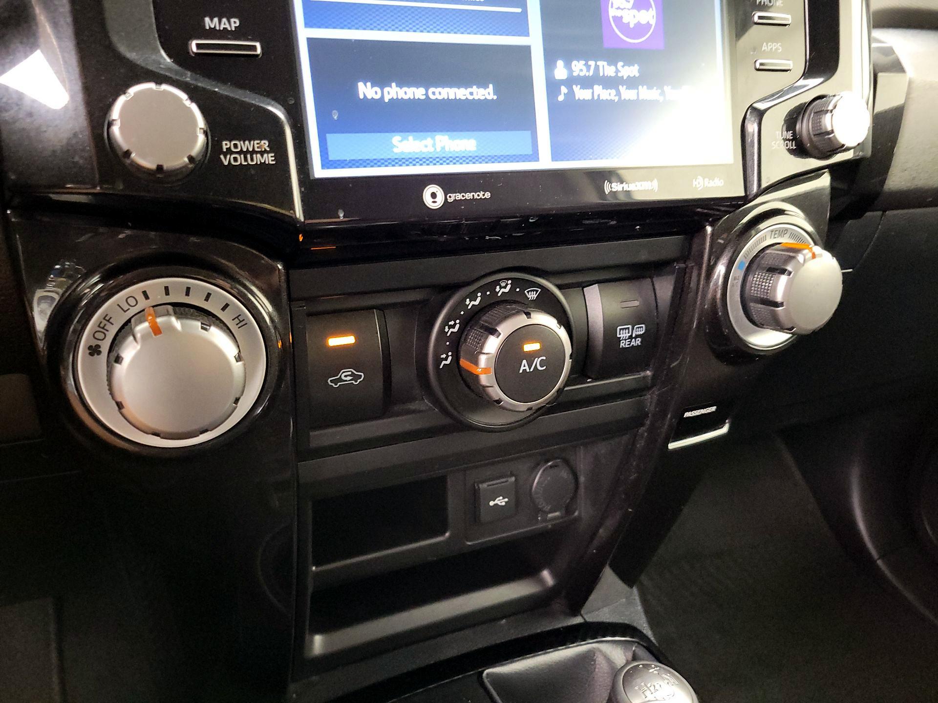 Thumbnail: 2021 Toyota 4Runner - 16