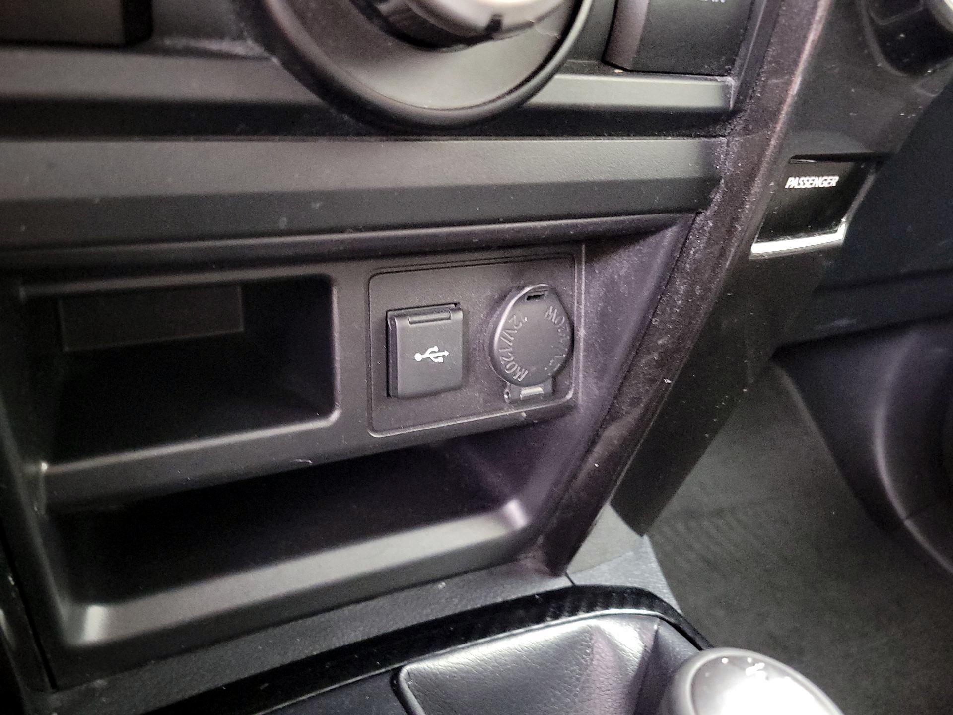 Thumbnail: 2021 Toyota 4Runner - 18