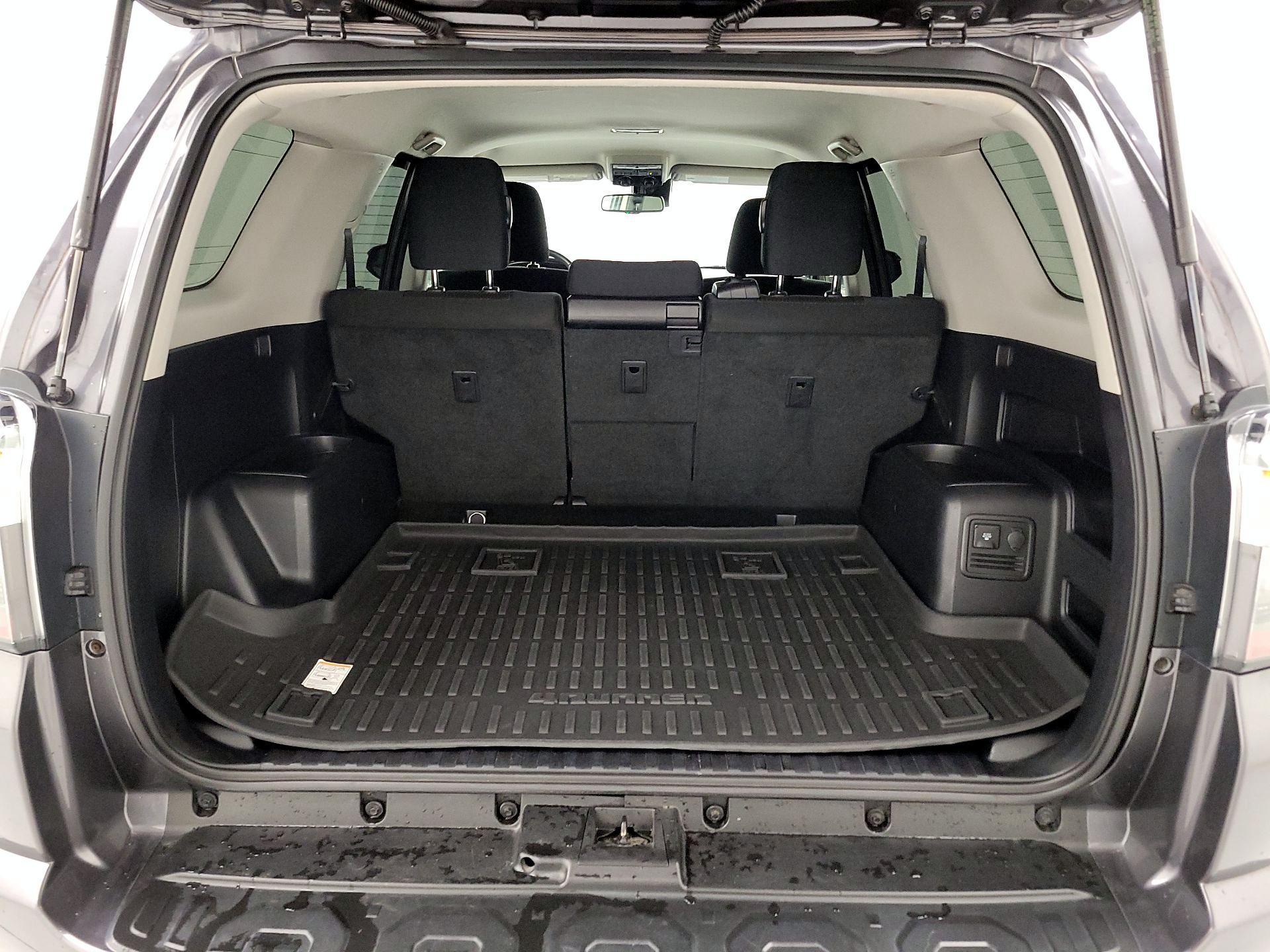 Thumbnail: 2021 Toyota 4Runner - 20