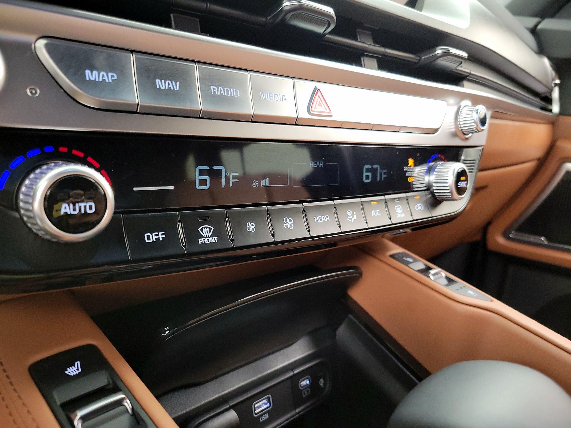 Thumbnail: 2025 Kia Telluride - 17