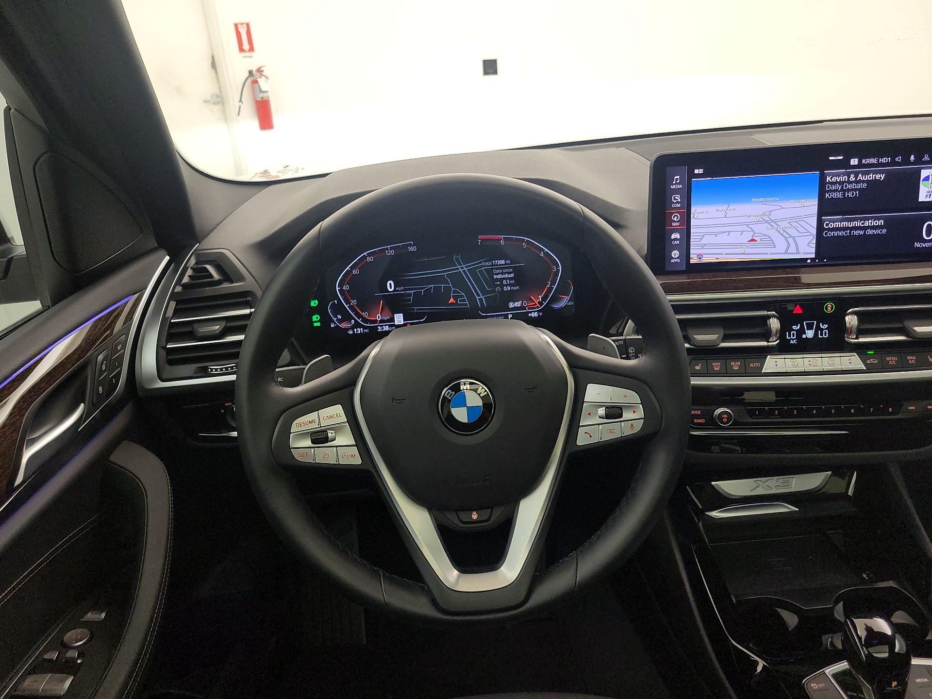 Thumbnail: 2022 BMW X3 - 10