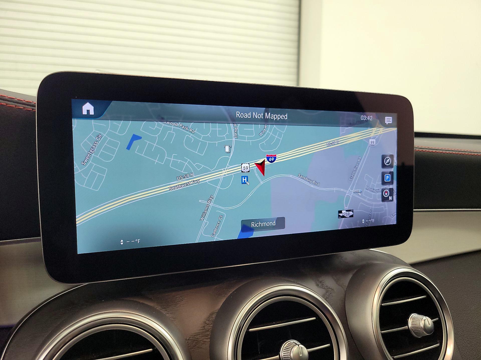 Thumbnail: 2022 Mercedes-Benz GLC - 14