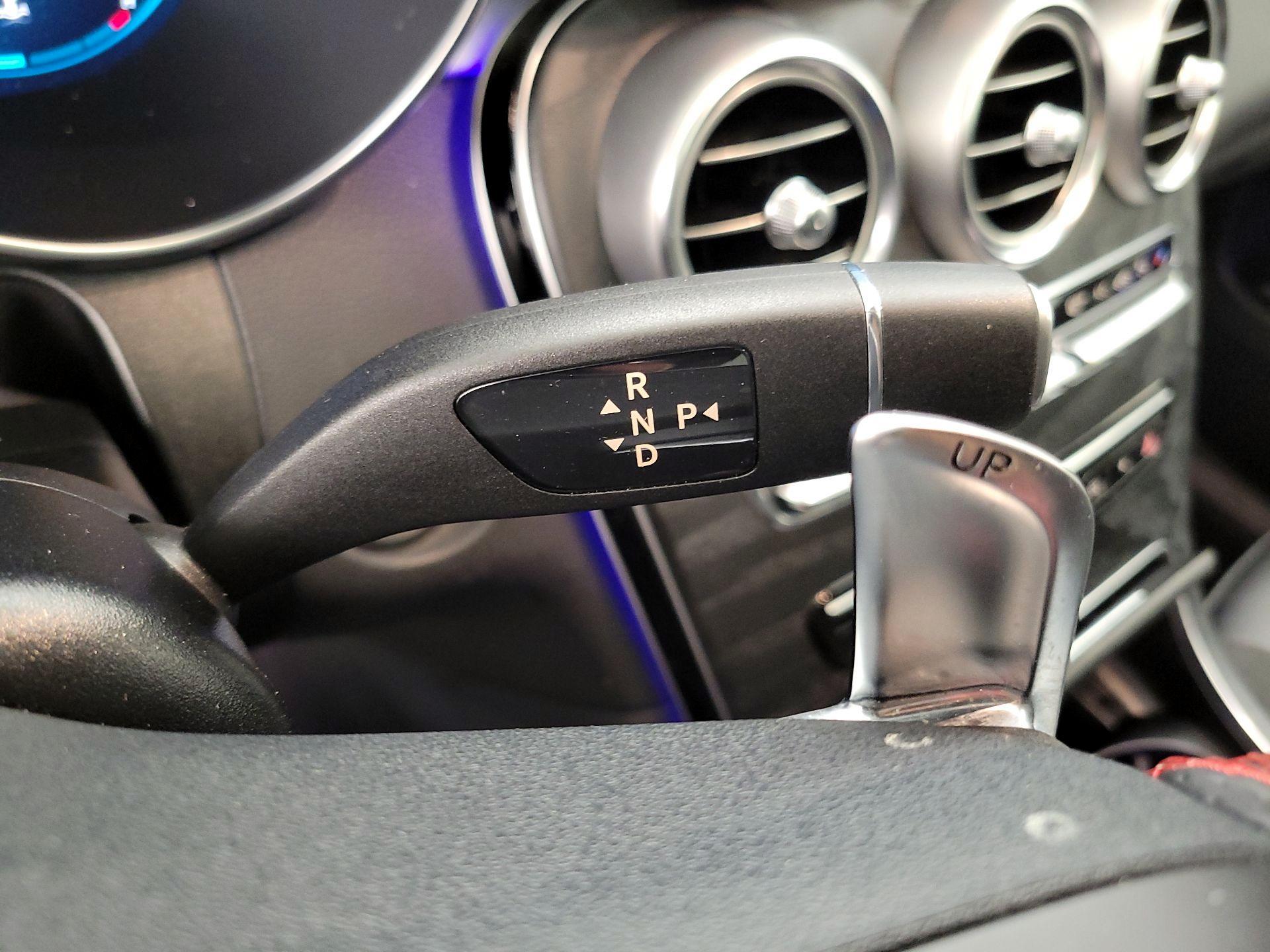 Thumbnail: 2022 Mercedes-Benz GLC - 18