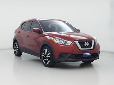 Red 2018 Nissan Kicks SV