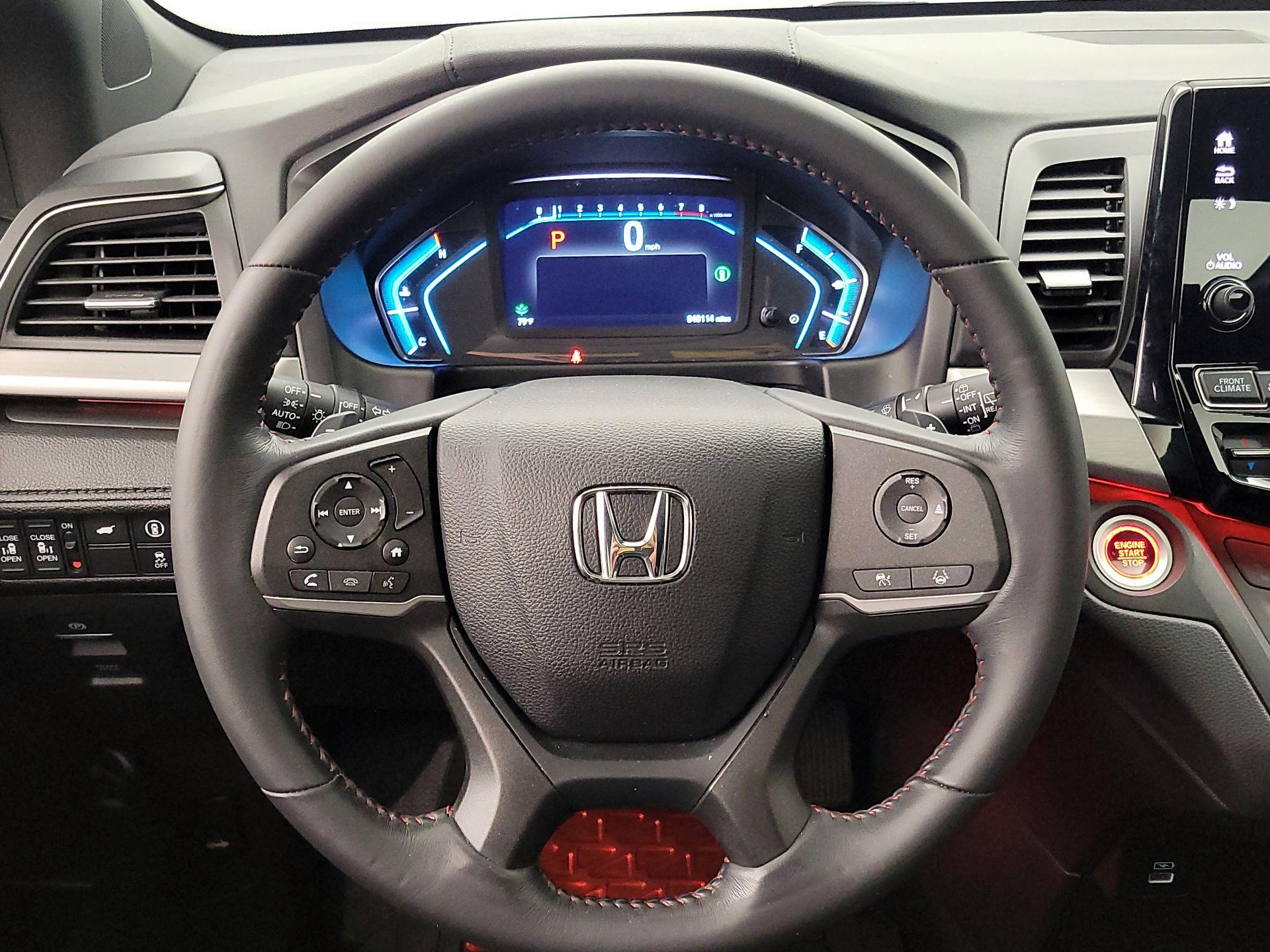 Thumbnail: 2023 Honda Odyssey - 10