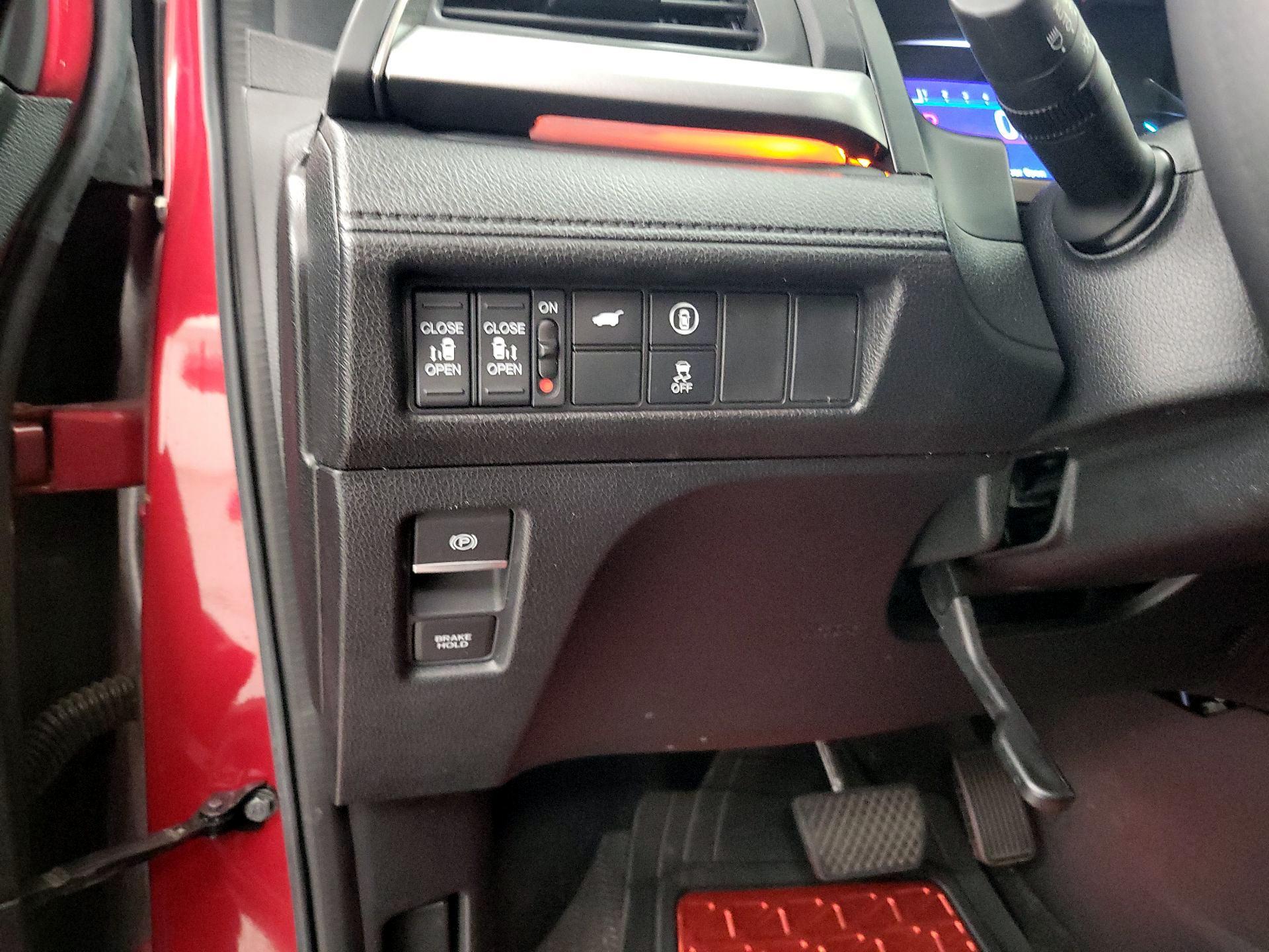 Thumbnail: 2023 Honda Odyssey - 13