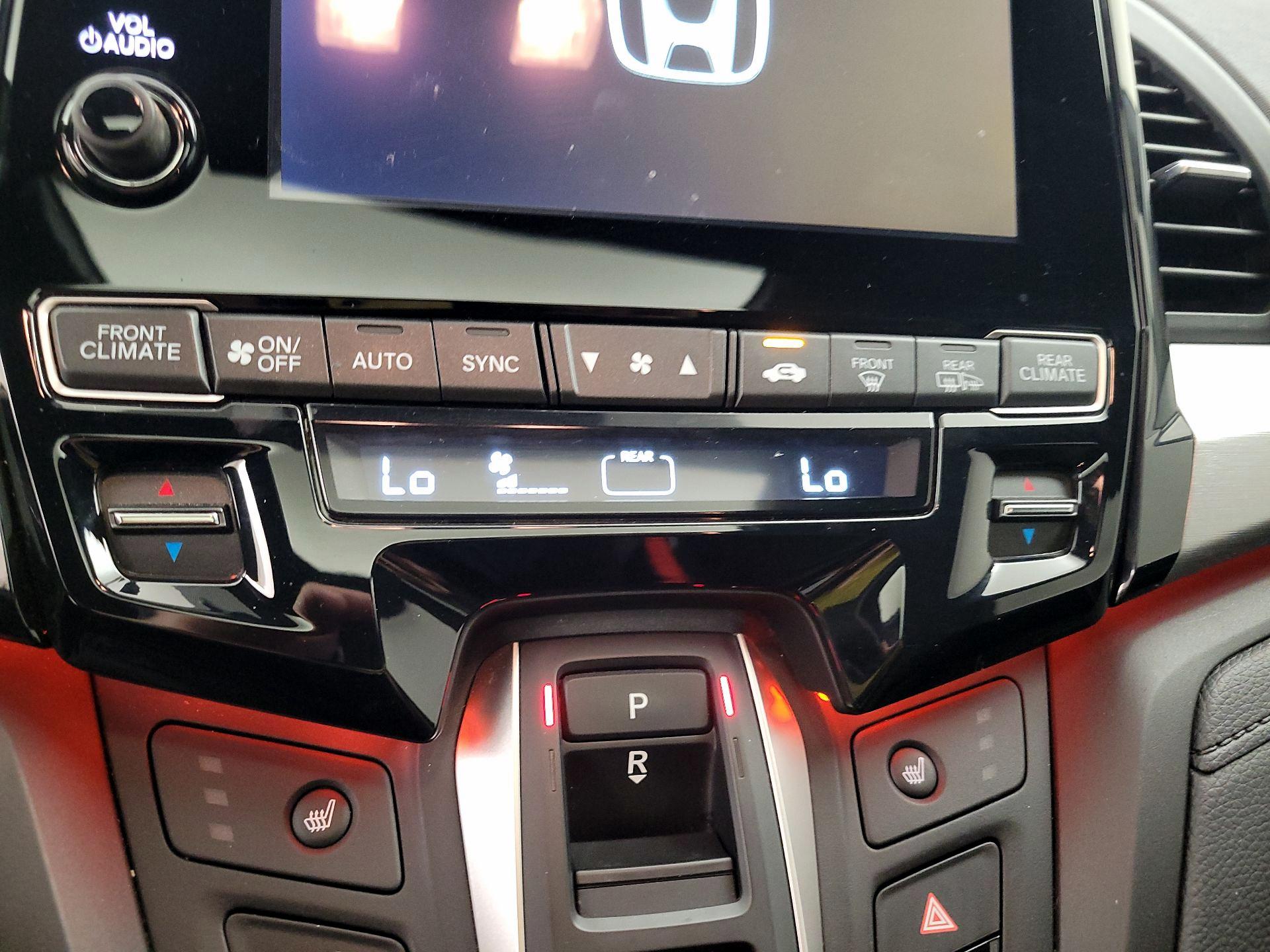 Thumbnail: 2023 Honda Odyssey - 16