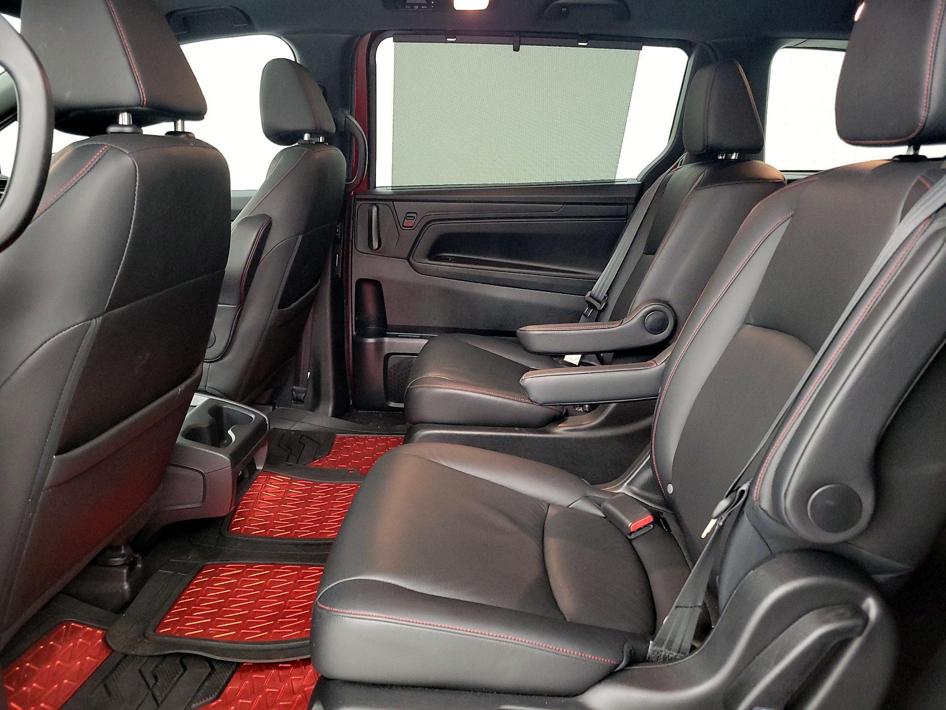 Thumbnail: 2023 Honda Odyssey - 20