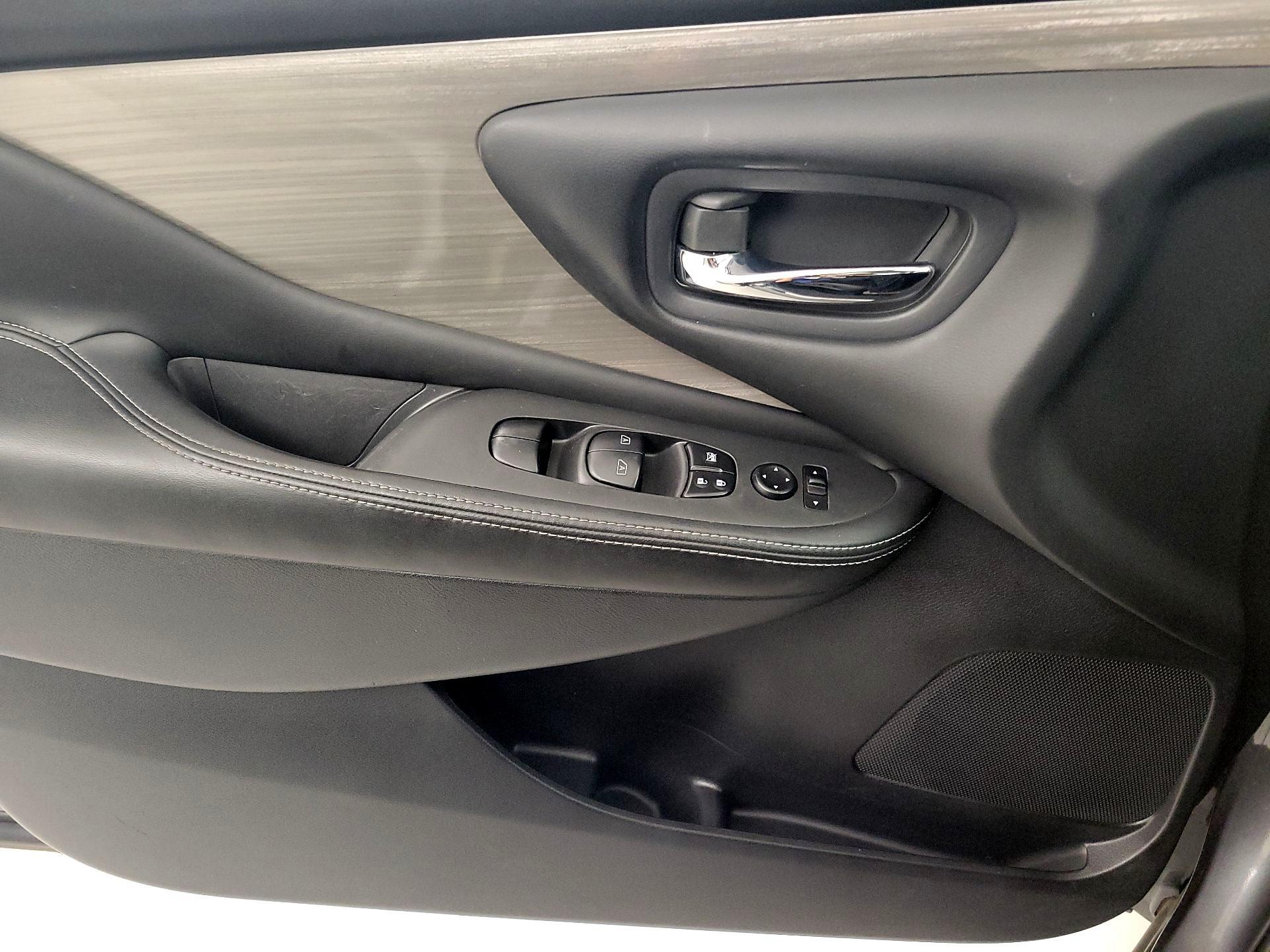 Thumbnail: 2017 Nissan Murano - 12