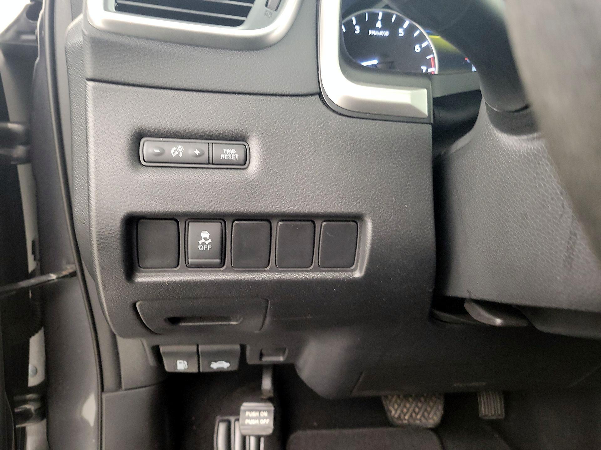 Thumbnail: 2017 Nissan Murano - 13