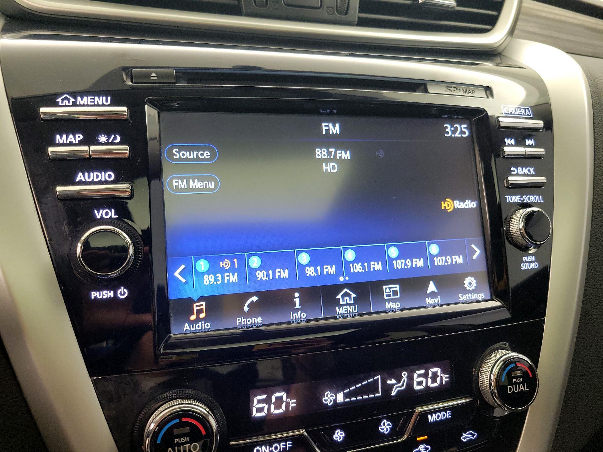 Thumbnail: 2017 Nissan Murano - 16