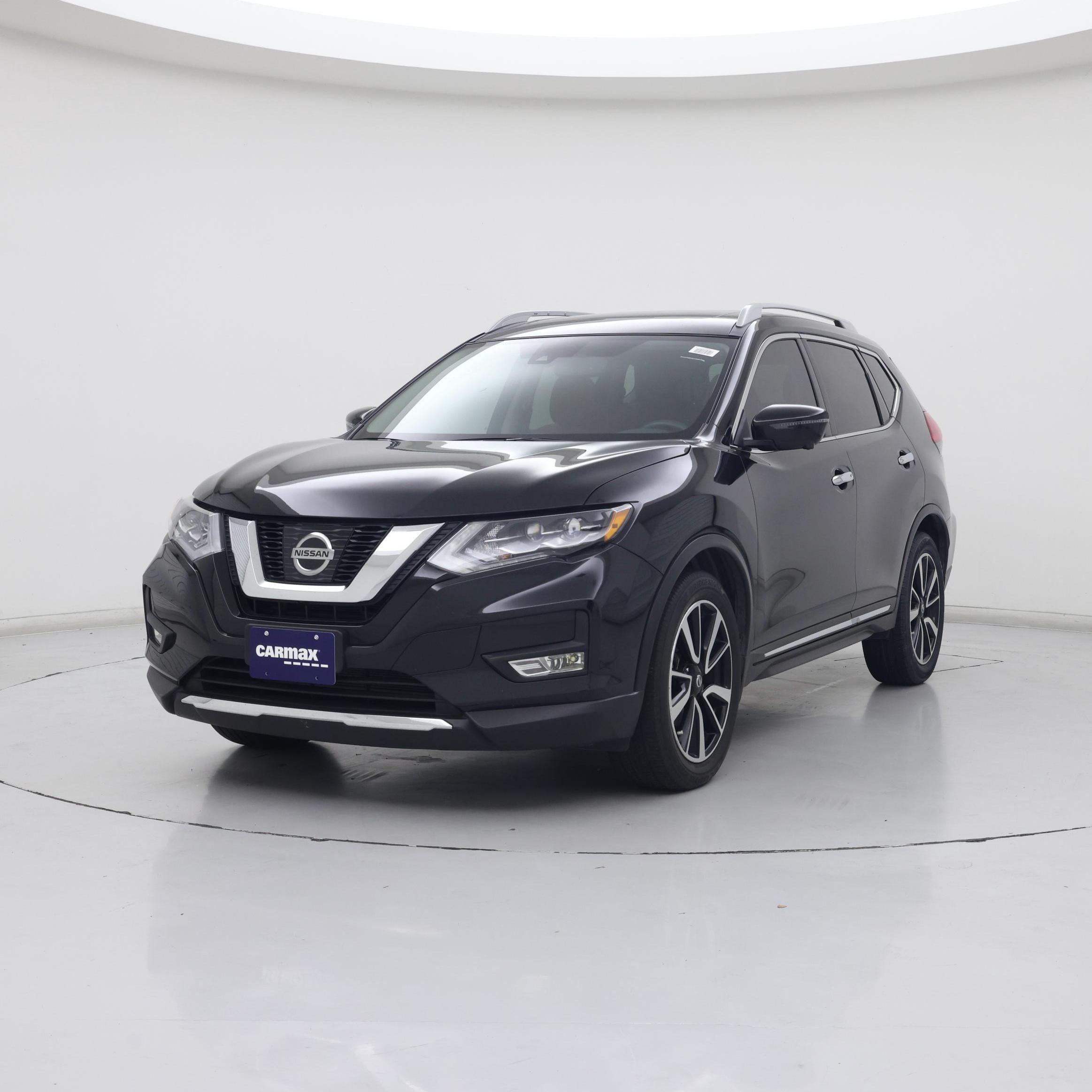 Thumbnail: 2017 Nissan Rogue - 4