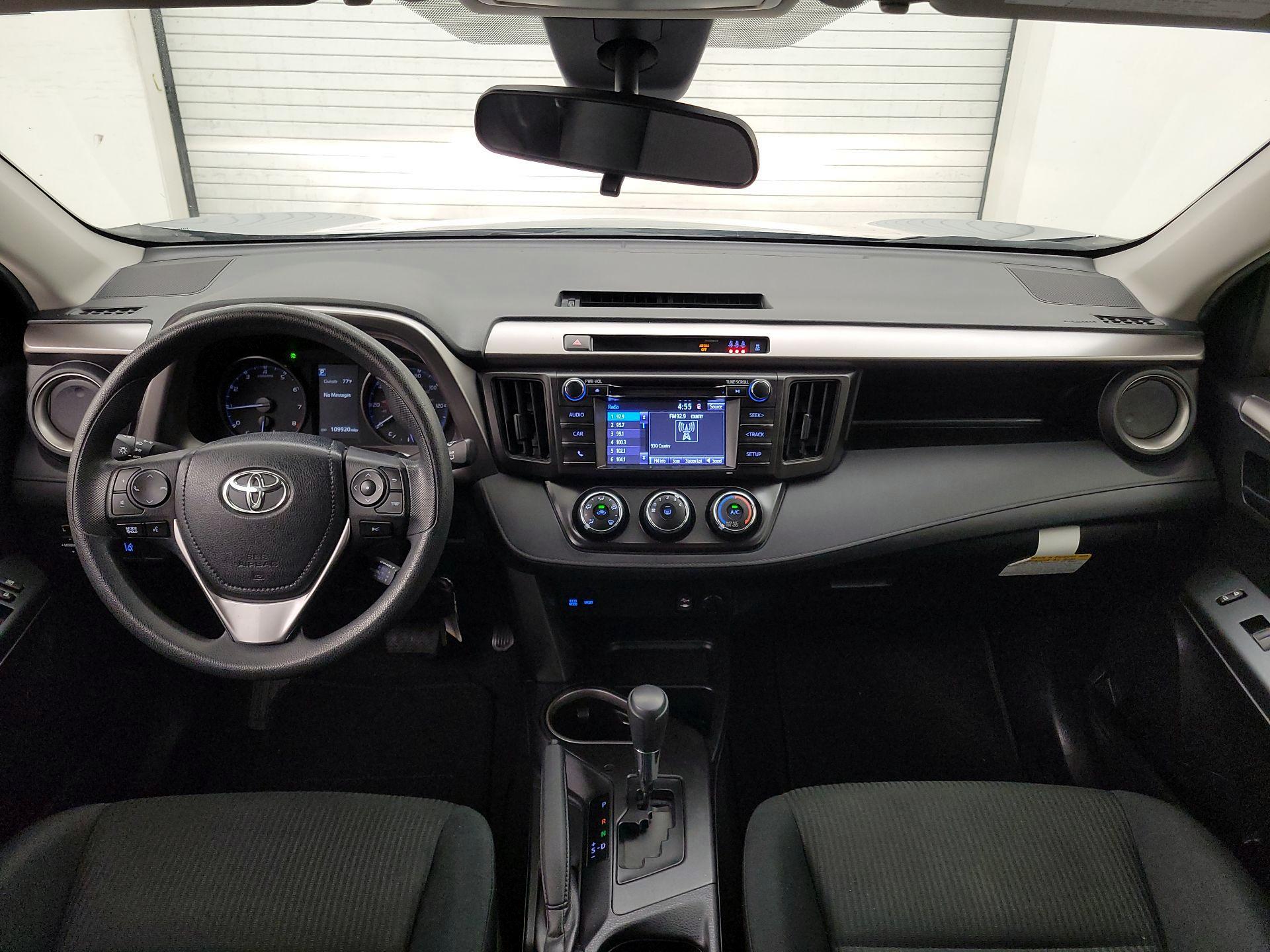 Thumbnail: 2018 Toyota RAV4 - 9