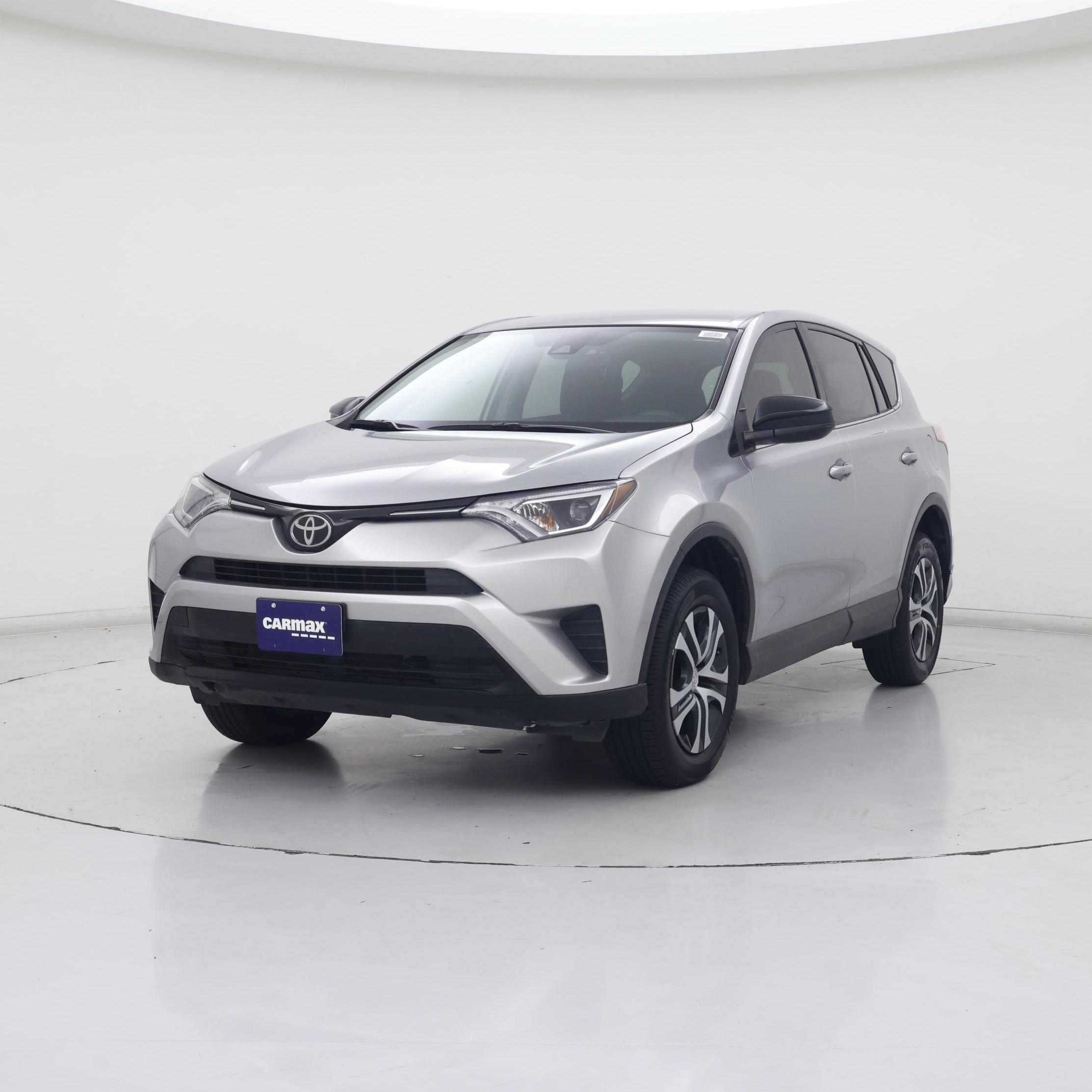 Thumbnail: 2018 Toyota RAV4 - 4