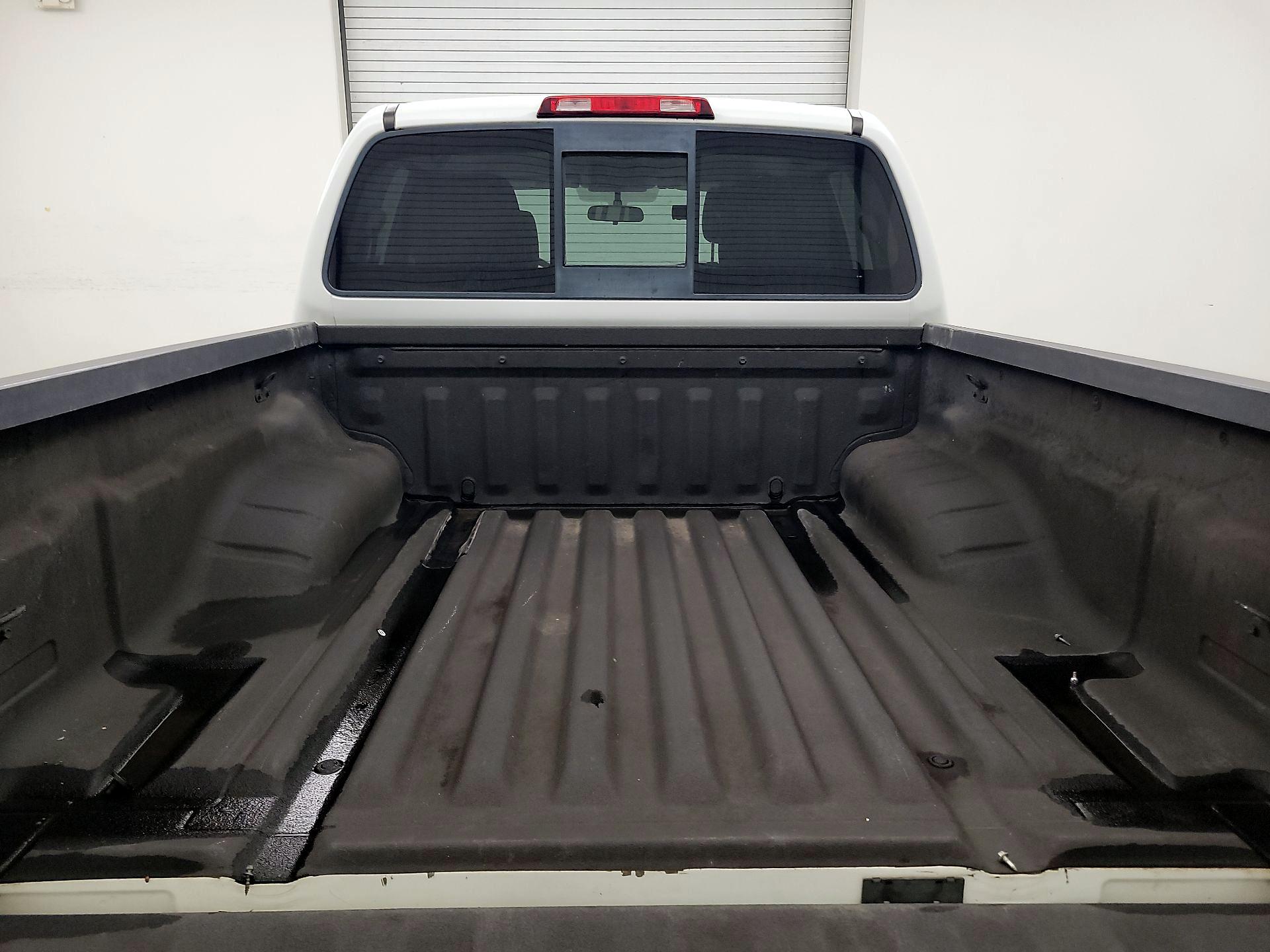 Thumbnail: 2016 Nissan Frontier - 19