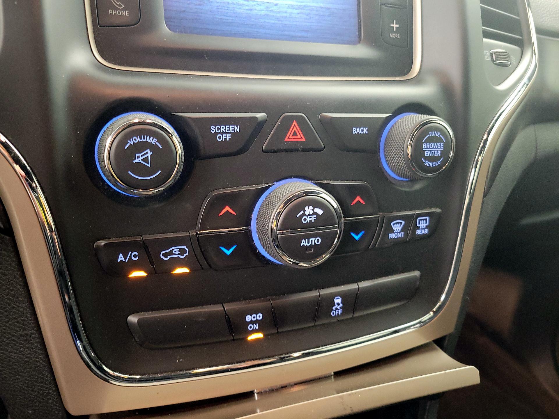 Thumbnail: 2014 Jeep Grand Cherokee - 15