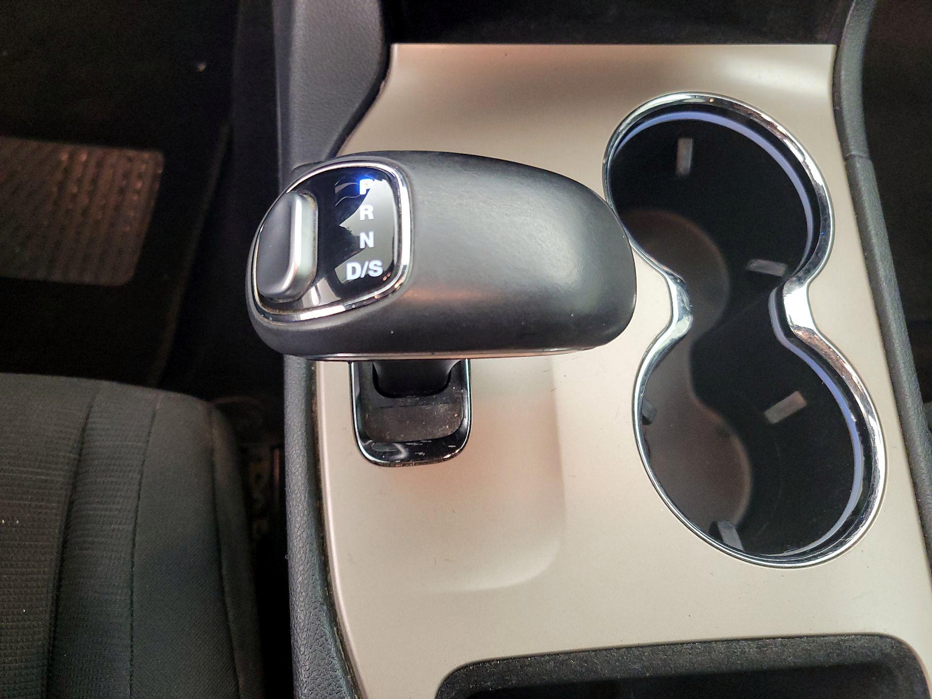 Thumbnail: 2014 Jeep Grand Cherokee - 16