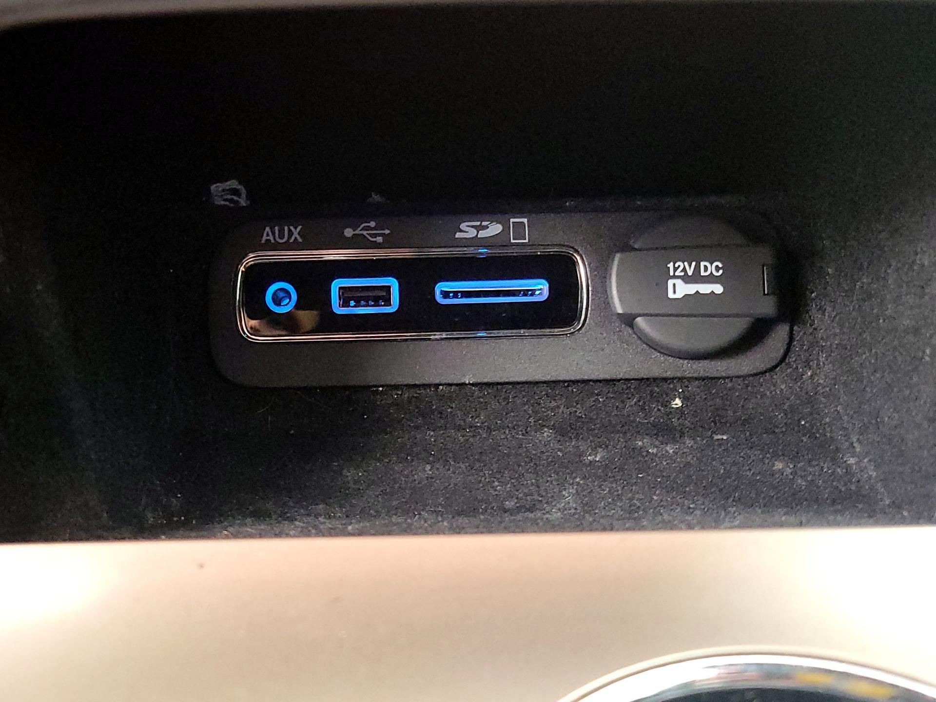 Thumbnail: 2014 Jeep Grand Cherokee - 17