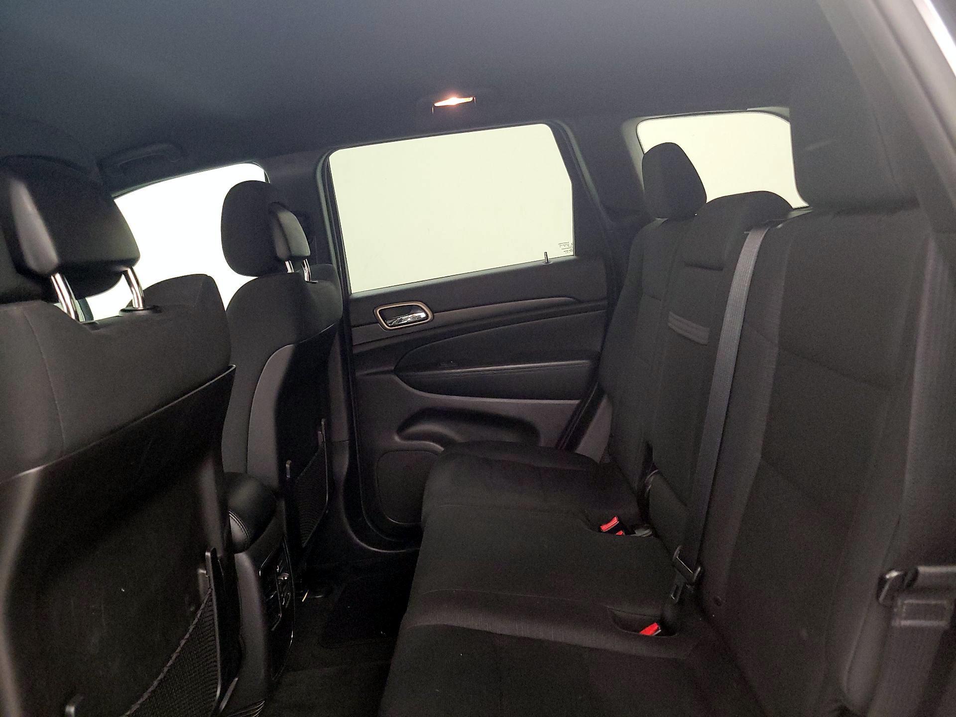 Thumbnail: 2014 Jeep Grand Cherokee - 18