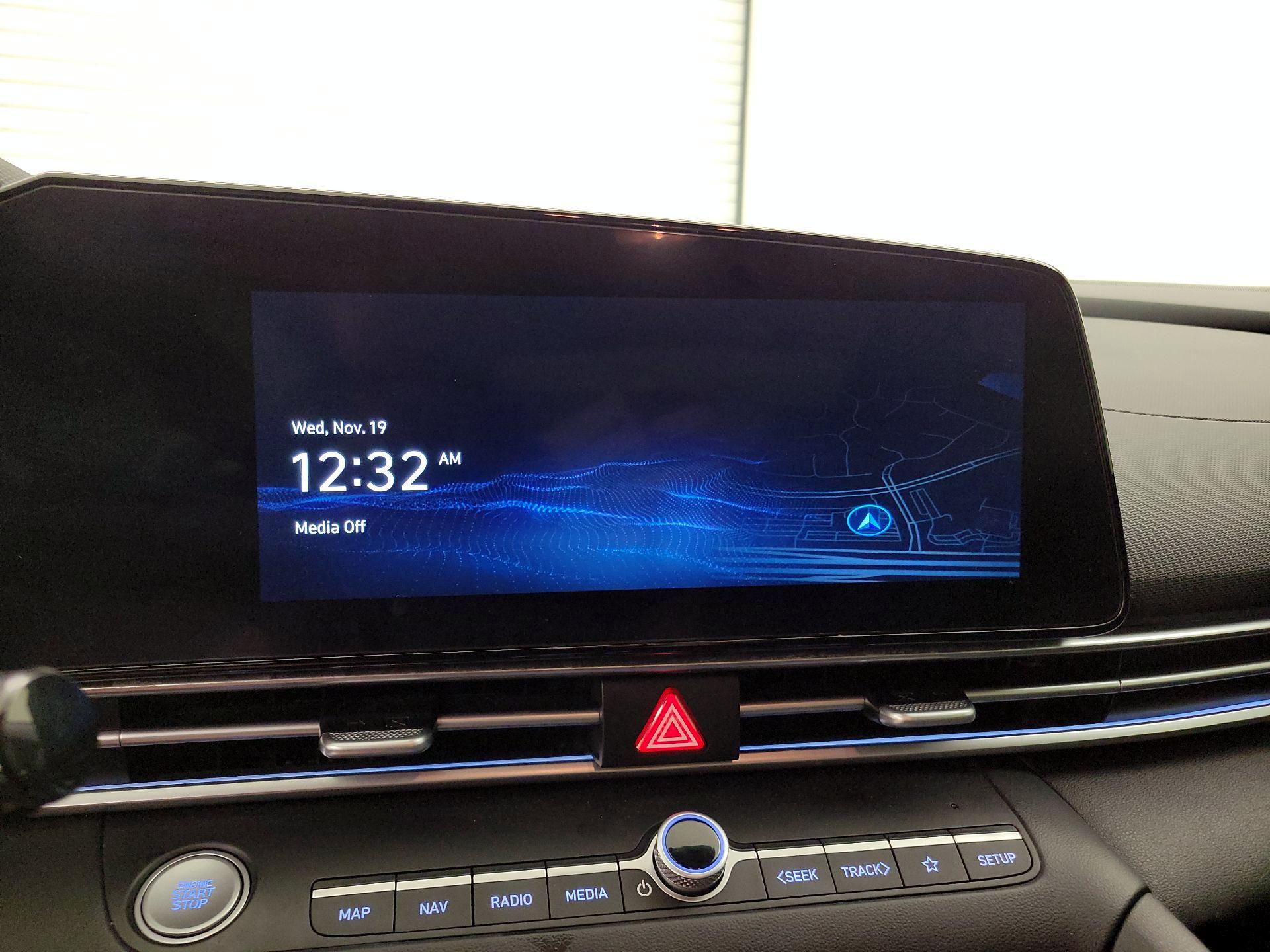 Thumbnail: 2024 Hyundai Elantra - 16