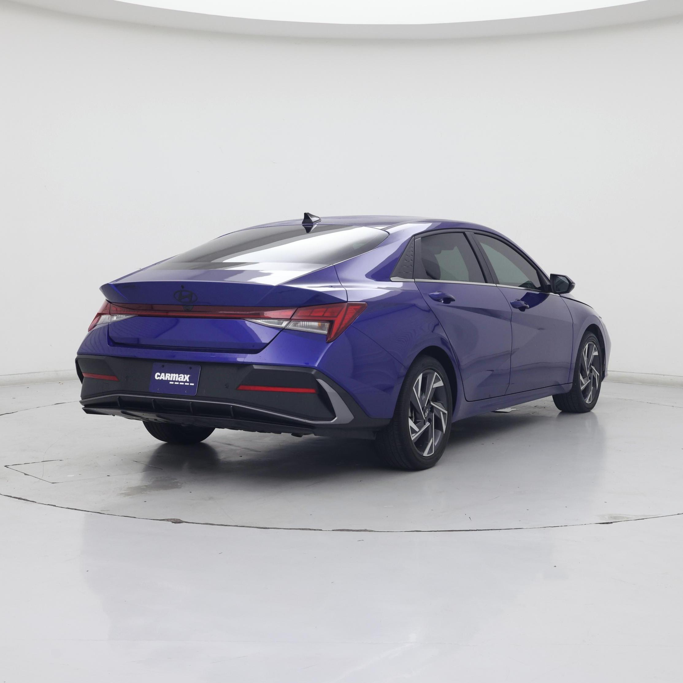 Thumbnail: 2024 Hyundai Elantra - 8