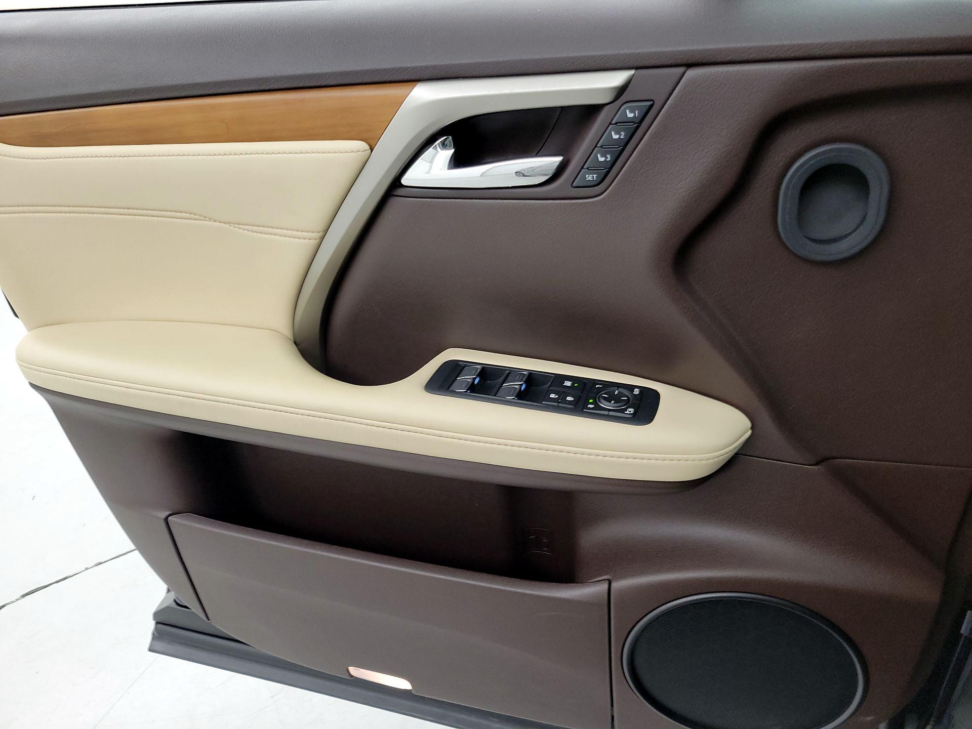 Thumbnail: 2019 Lexus RX - 12