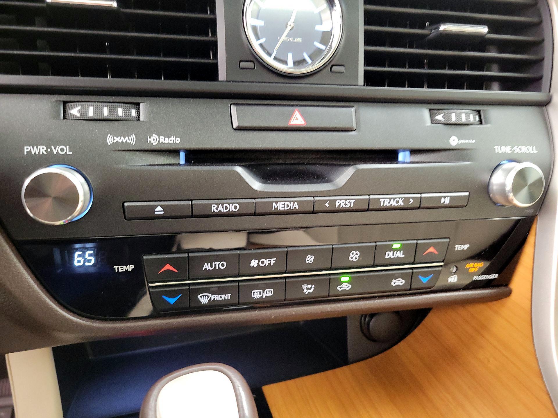 Thumbnail: 2019 Lexus RX - 16