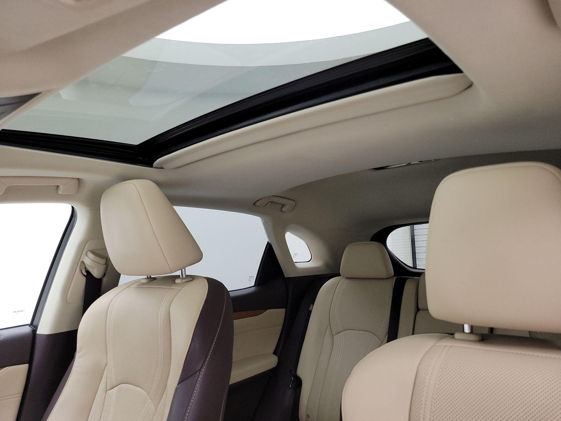 Thumbnail: 2019 Lexus RX - 19