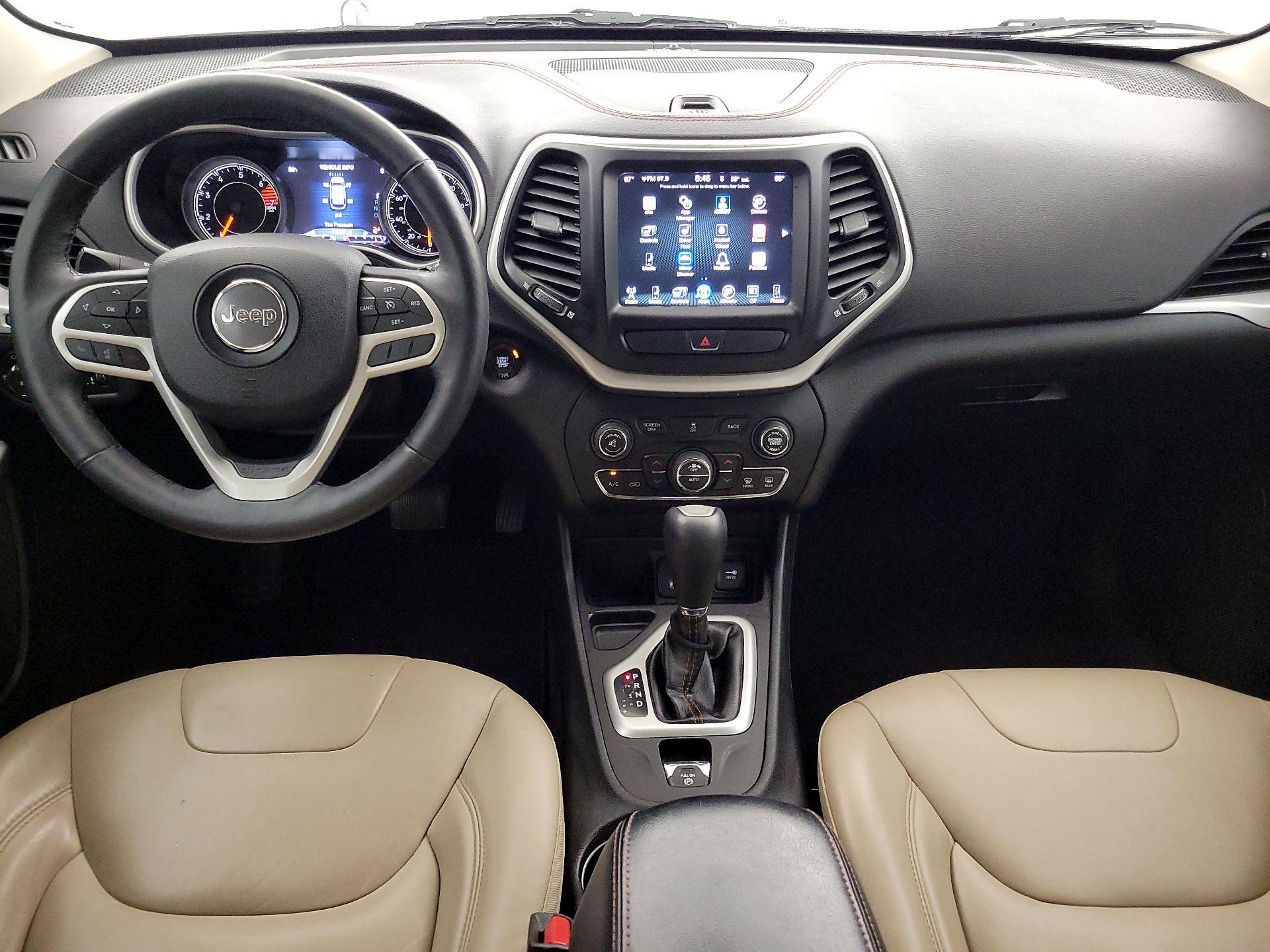 Thumbnail: 2017 Jeep Cherokee - 9