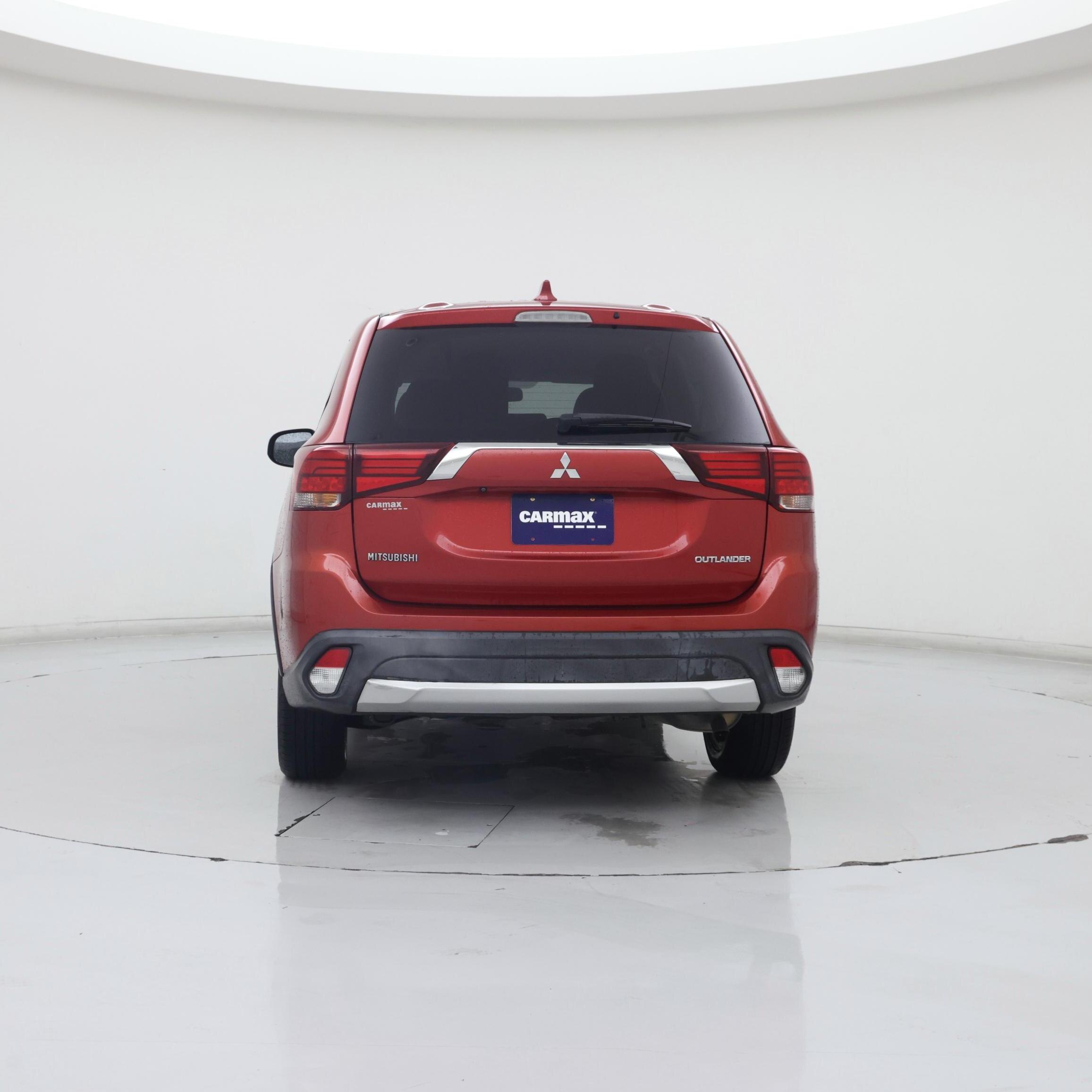 Thumbnail: 2018 Mitsubishi Outlander - 6