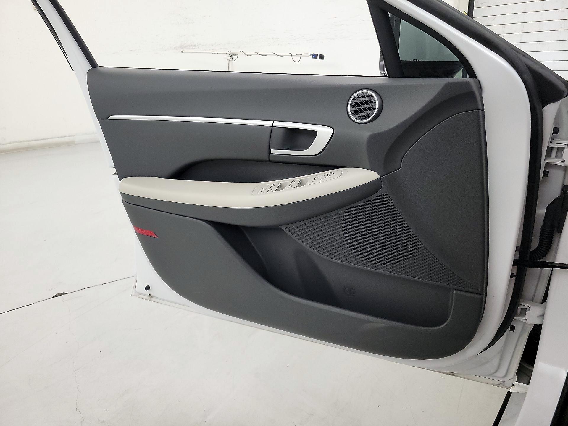 Thumbnail: 2024 Hyundai Sonata - 12