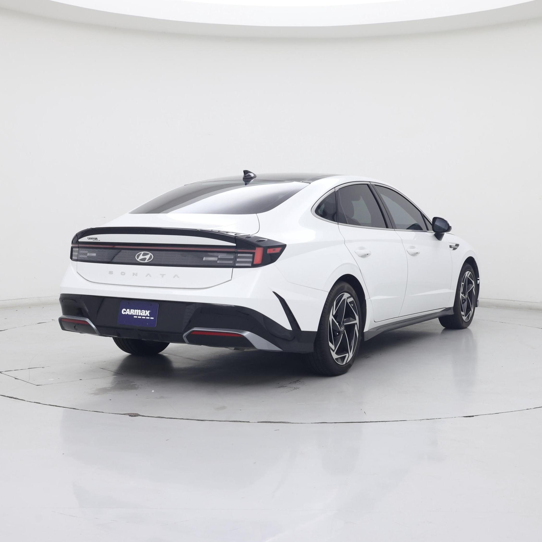 Thumbnail: 2024 Hyundai Sonata - 8