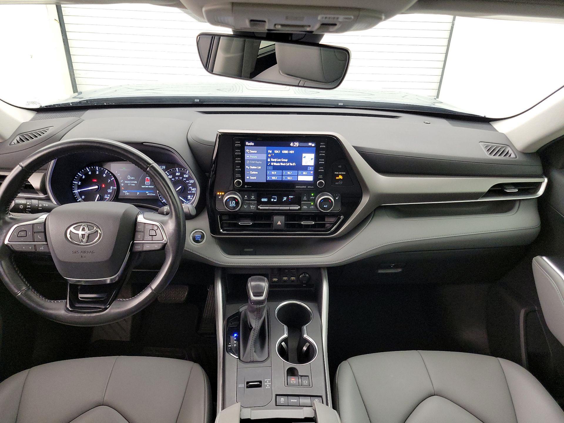 Thumbnail: 2020 Toyota Highlander - 9