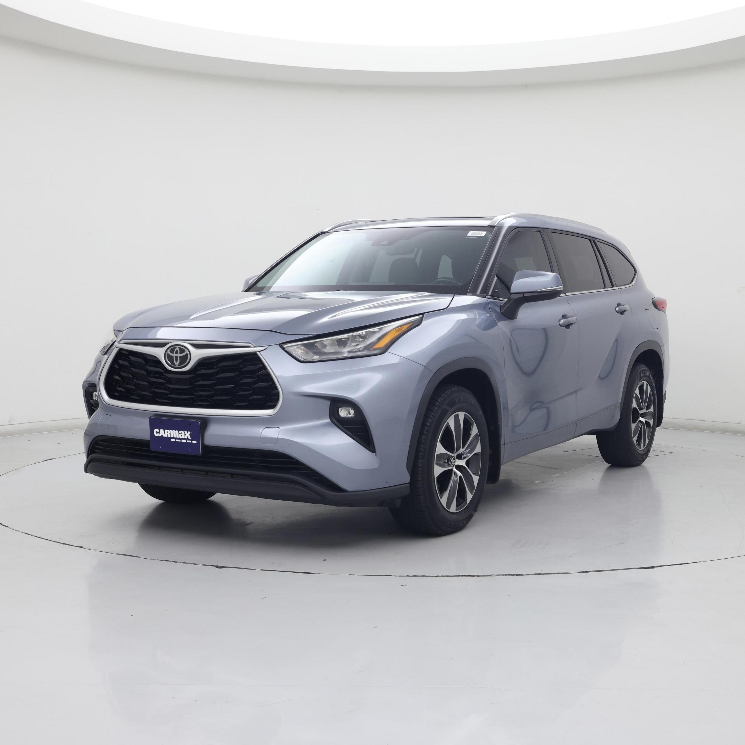 Thumbnail: 2020 Toyota Highlander - 4