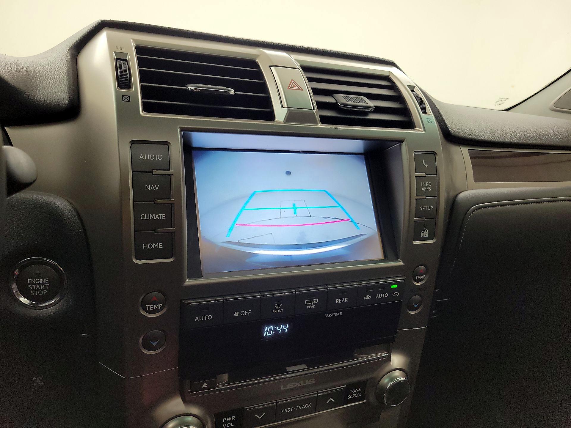 Thumbnail: 2016 Lexus GX - 15