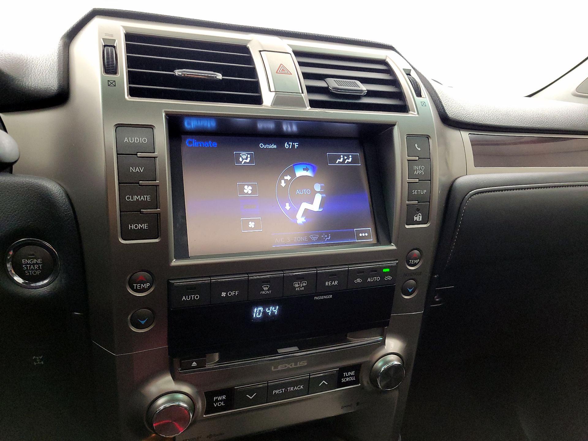 Thumbnail: 2016 Lexus GX - 17