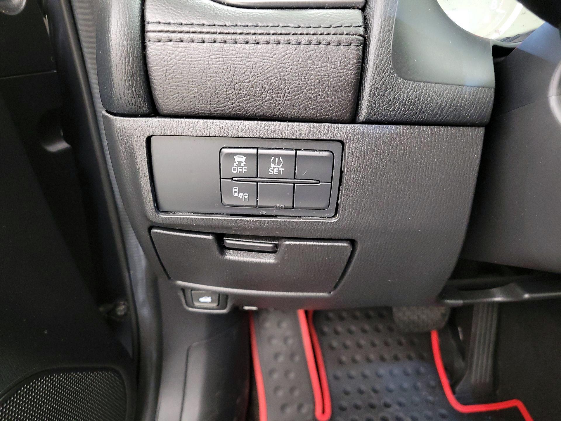 Thumbnail: 2016 Mazda Mazda6 - 13