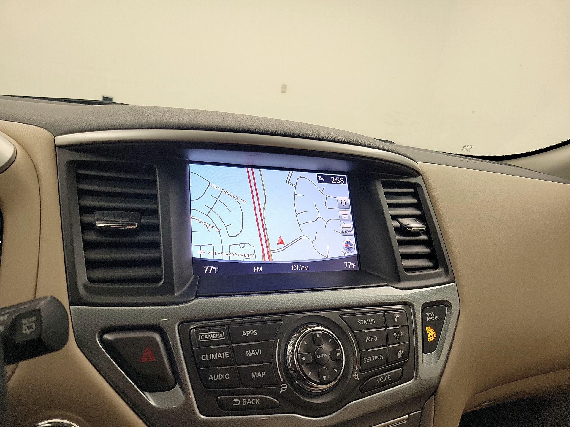 Thumbnail: 2018 Nissan Pathfinder - 14