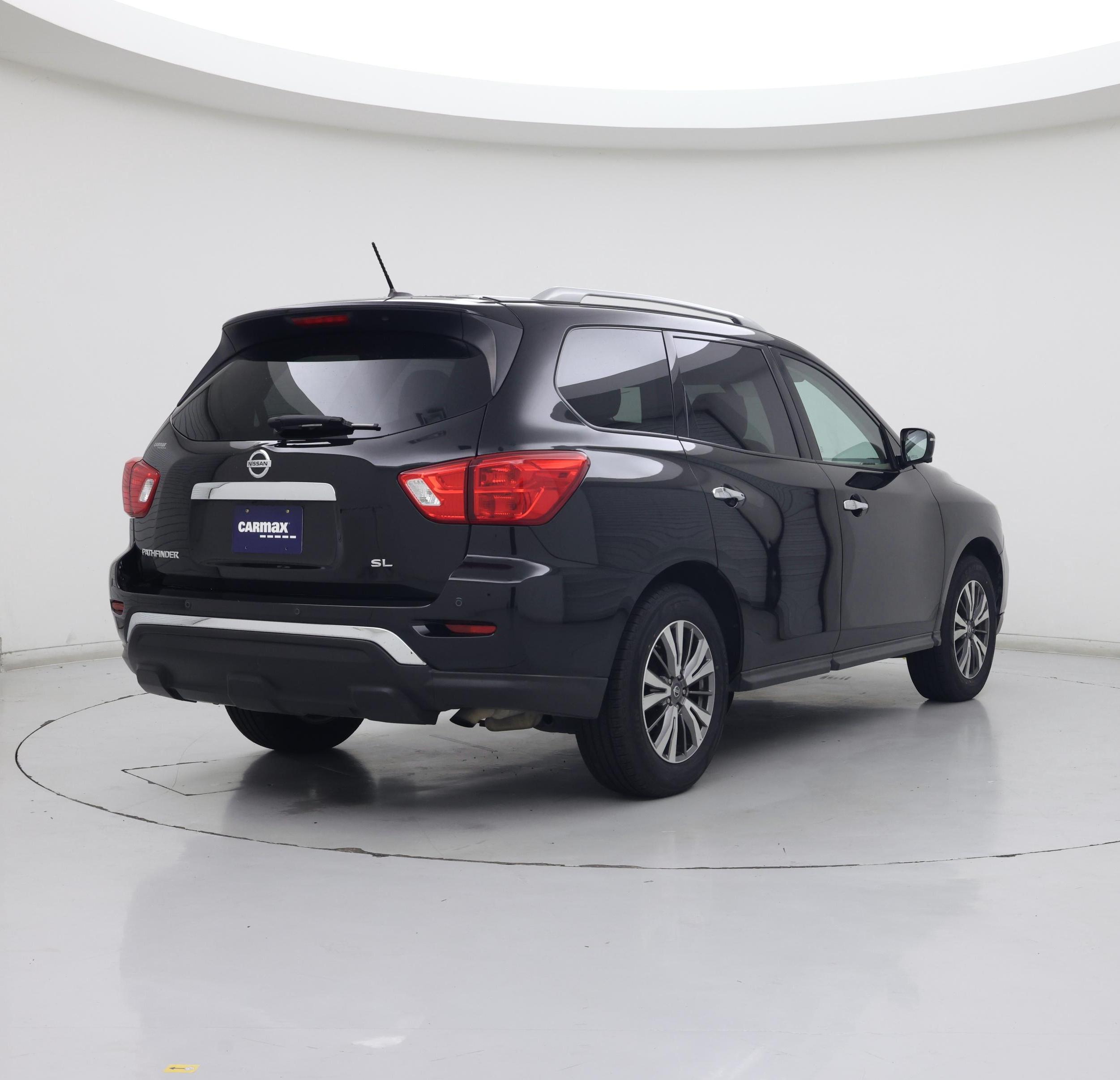 Thumbnail: 2018 Nissan Pathfinder - 8