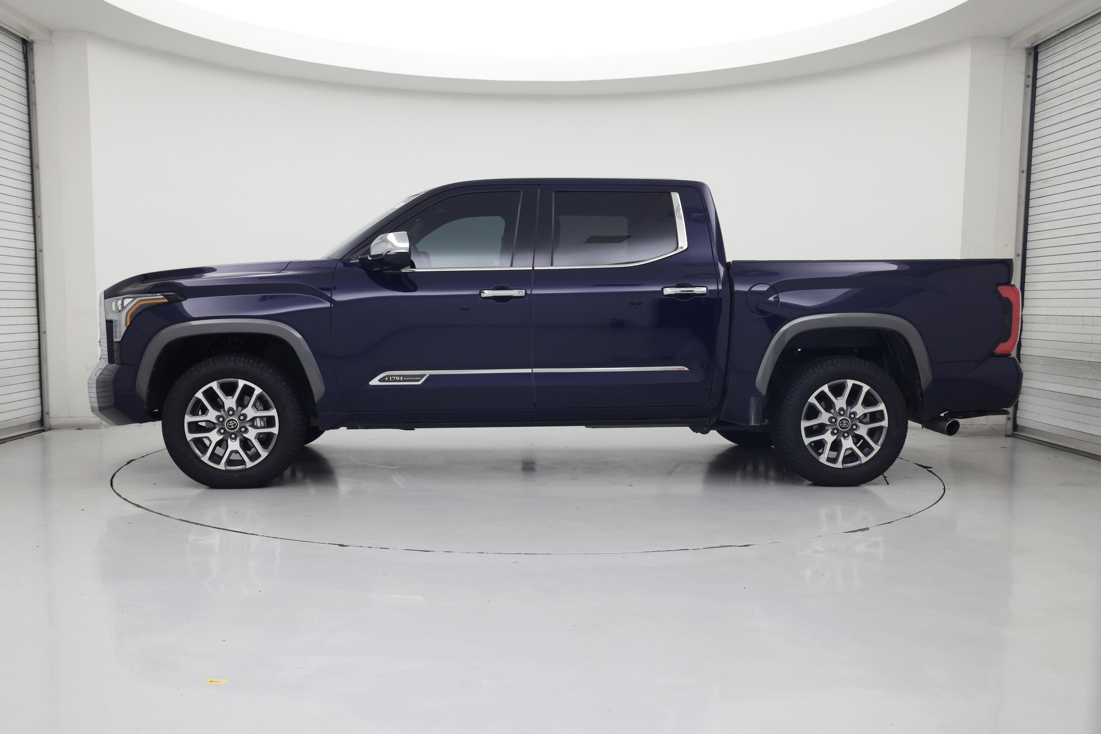 Thumbnail: 2023 Toyota Tundra - 3