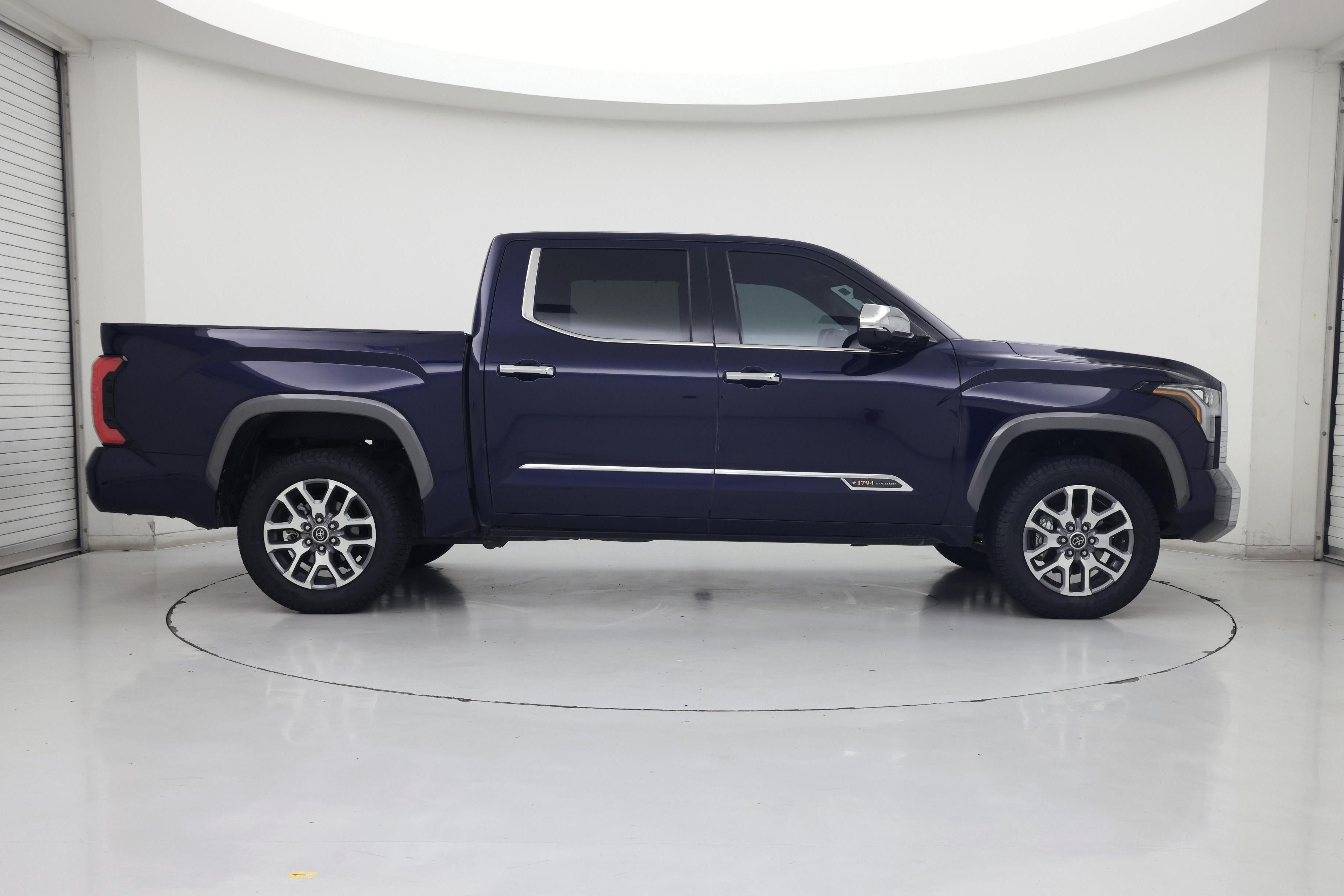 Thumbnail: 2023 Toyota Tundra - 7