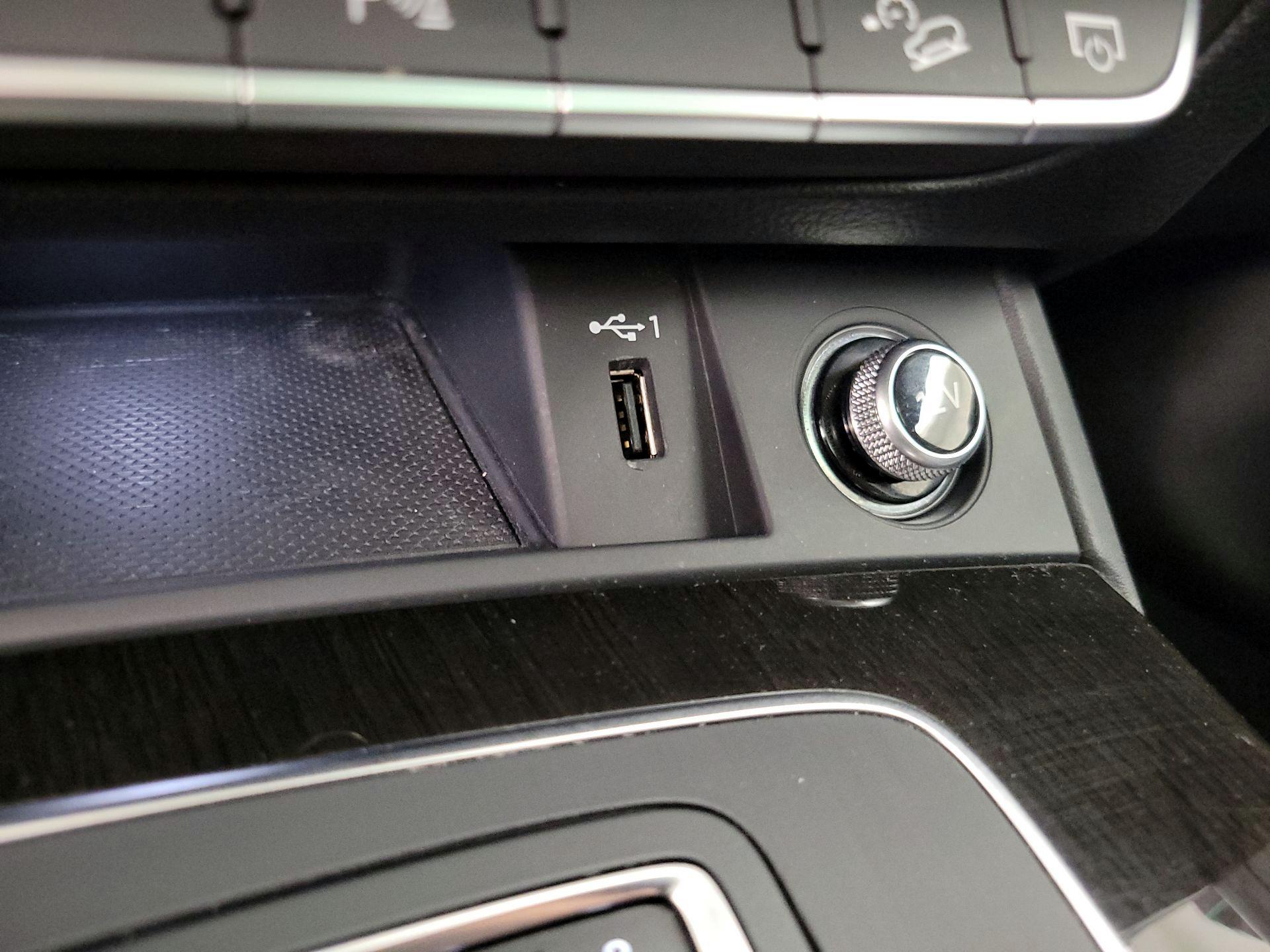 Thumbnail: 2018 Audi Q5 - 19