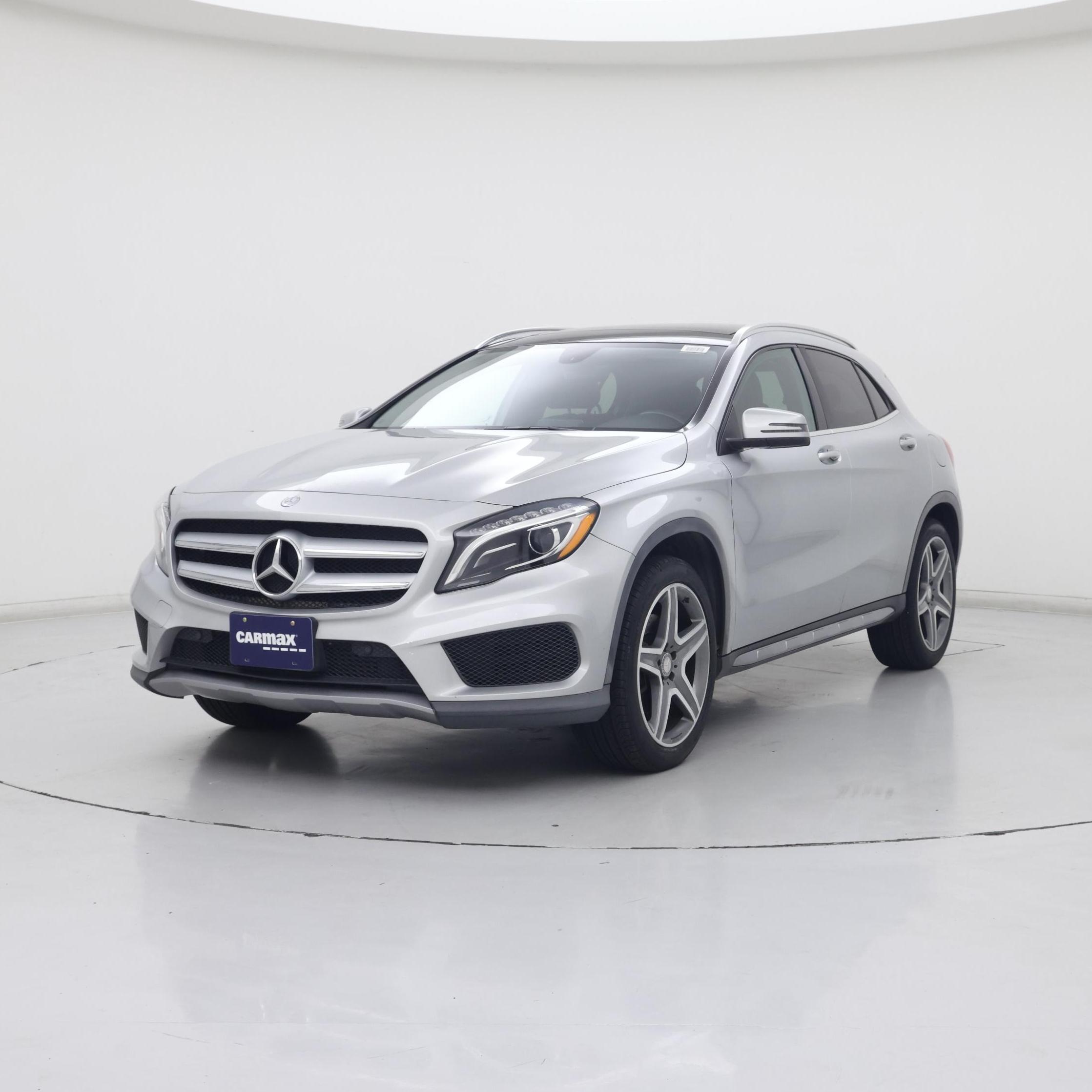Thumbnail: 2015 Mercedes-Benz GLA - 4