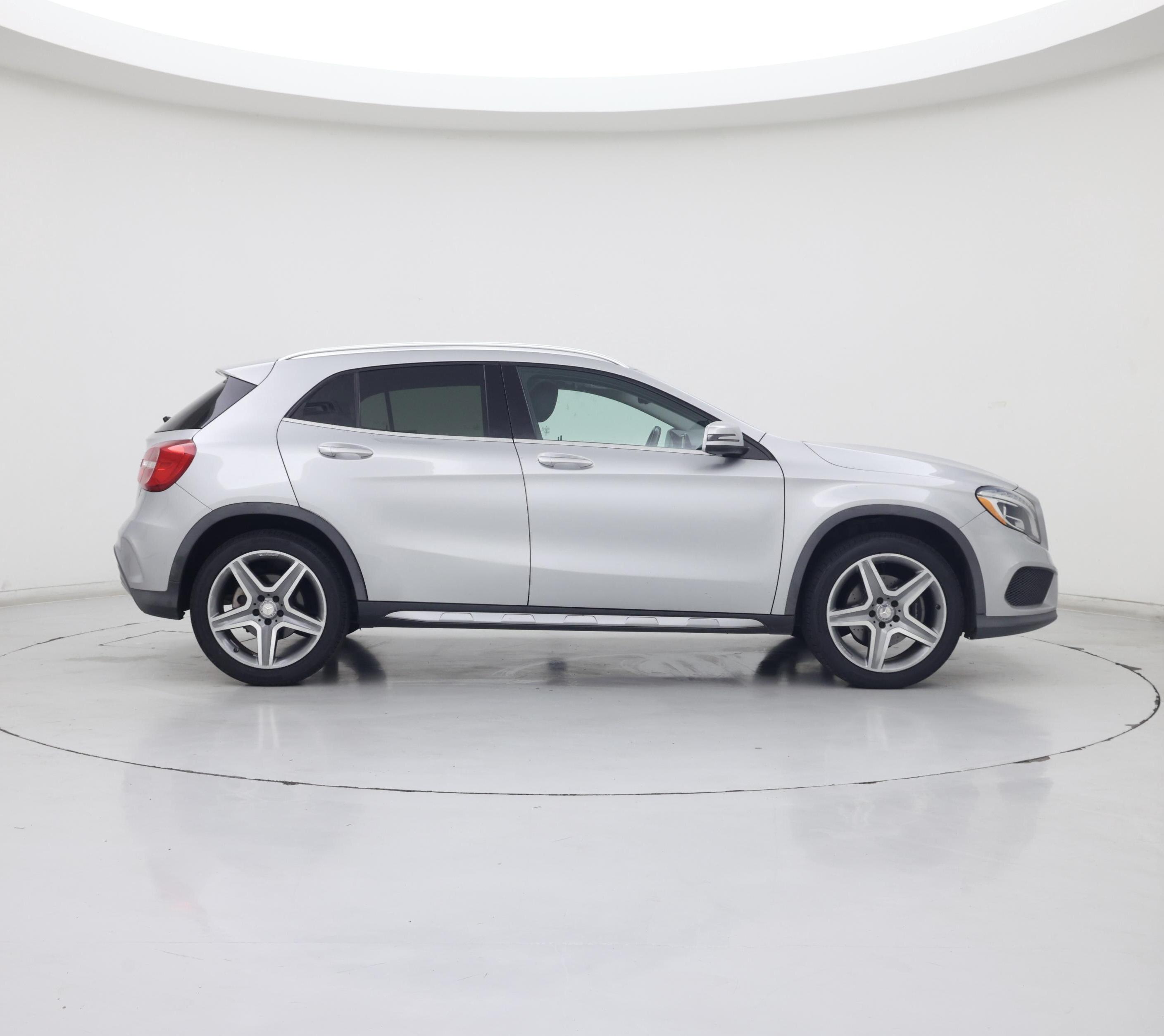 Thumbnail: 2015 Mercedes-Benz GLA - 7