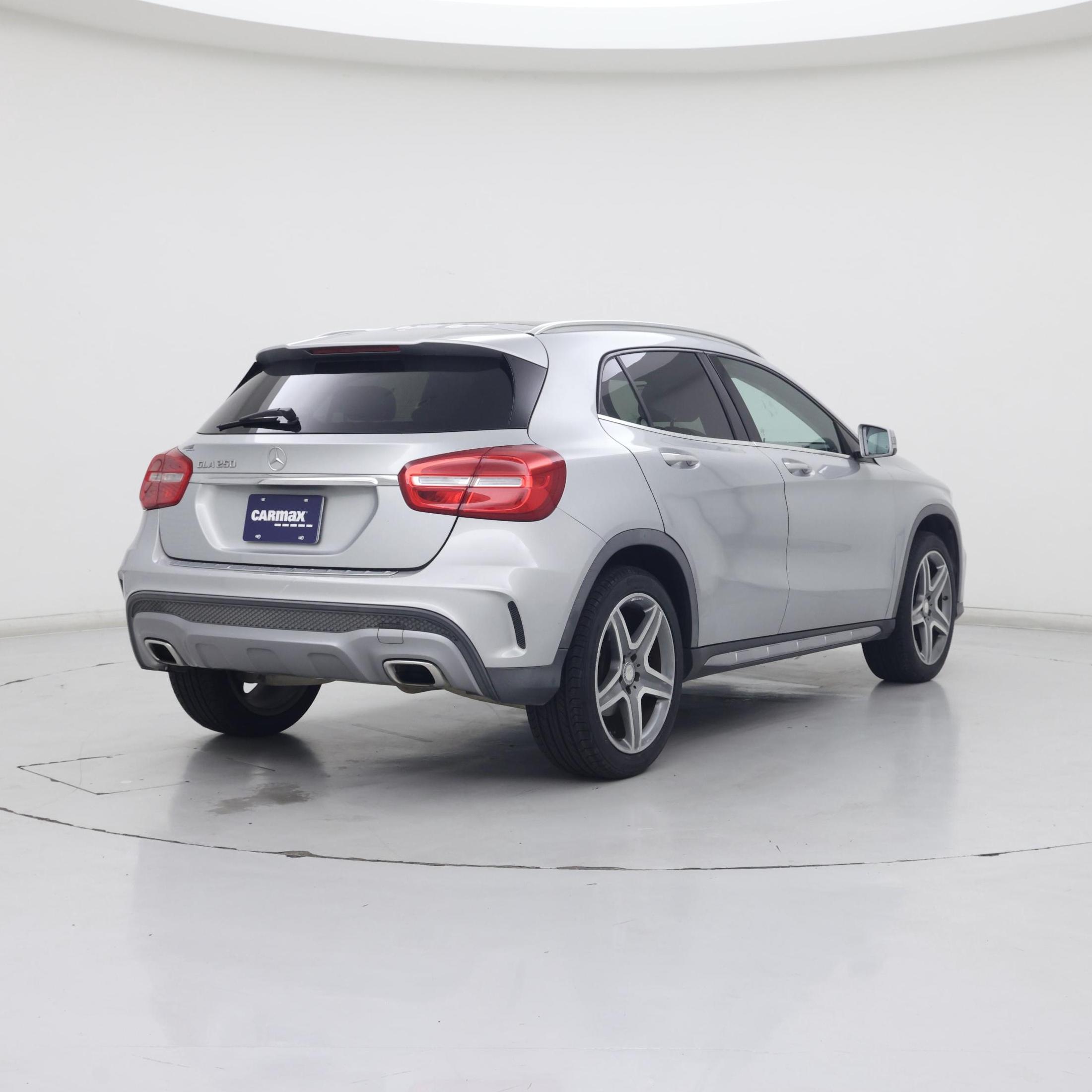 Thumbnail: 2015 Mercedes-Benz GLA - 8