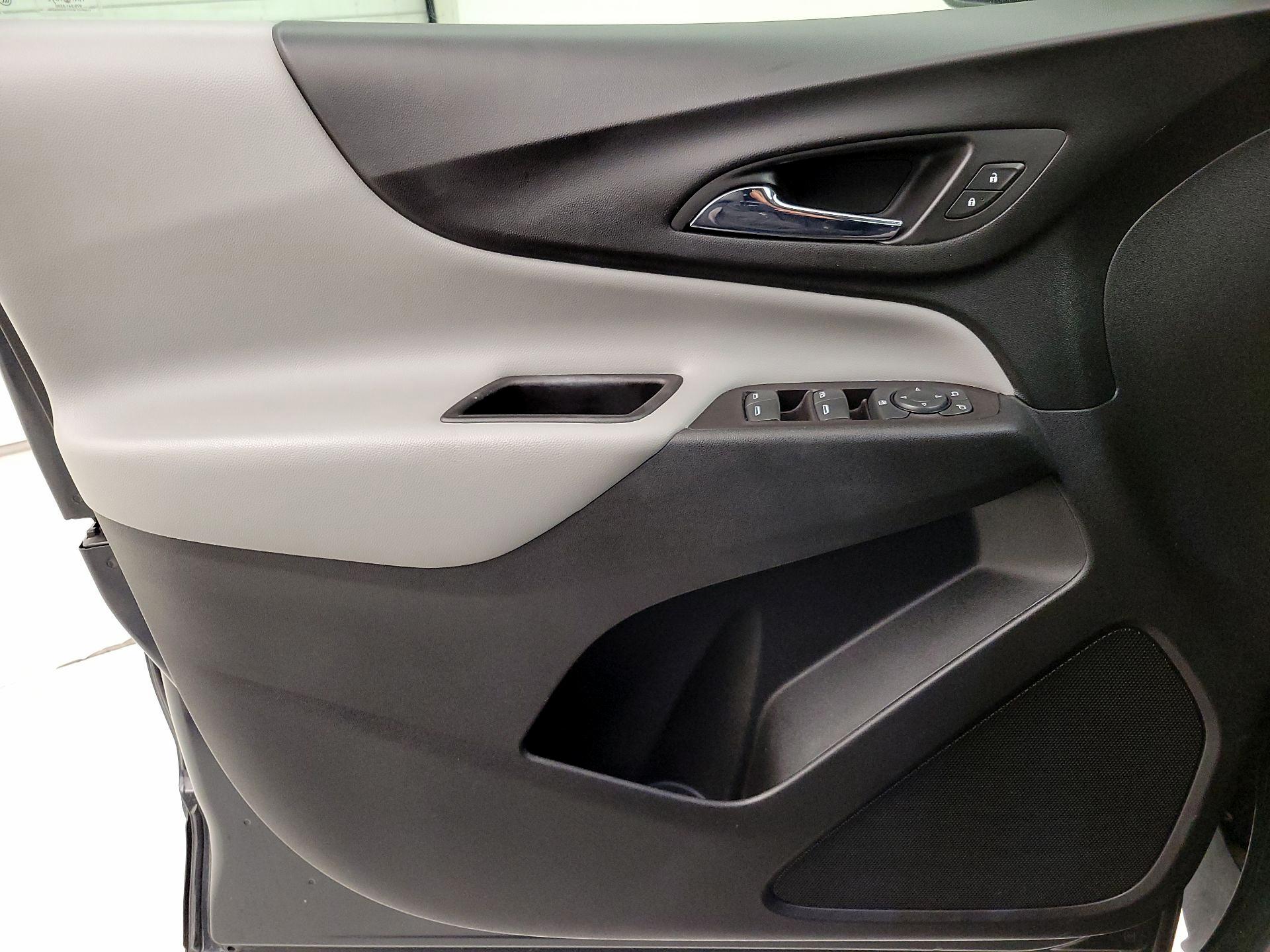 Thumbnail: 2020 Chevrolet Equinox - 12