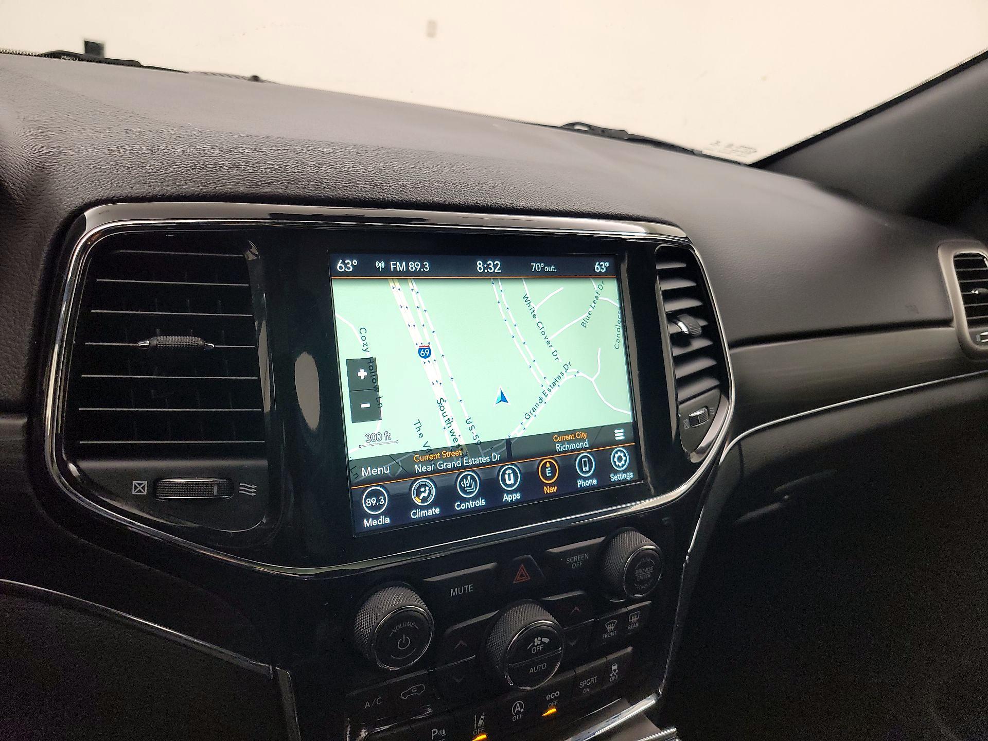 Thumbnail: 2021 Jeep Grand Cherokee - 14